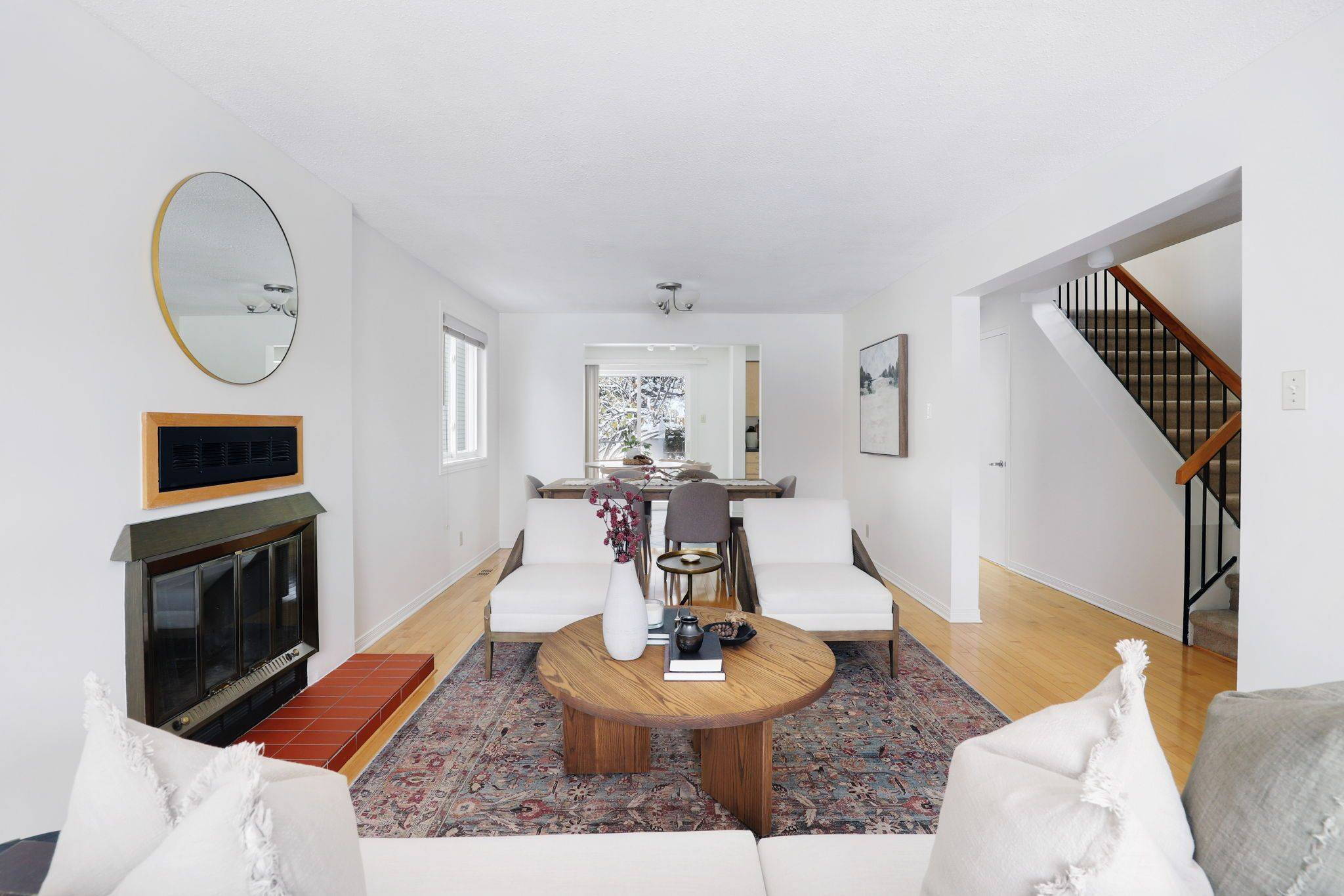 Cityview - Parkwoods Hills - Rideau Shore, ON K2E 7N6,60 Homestead ST