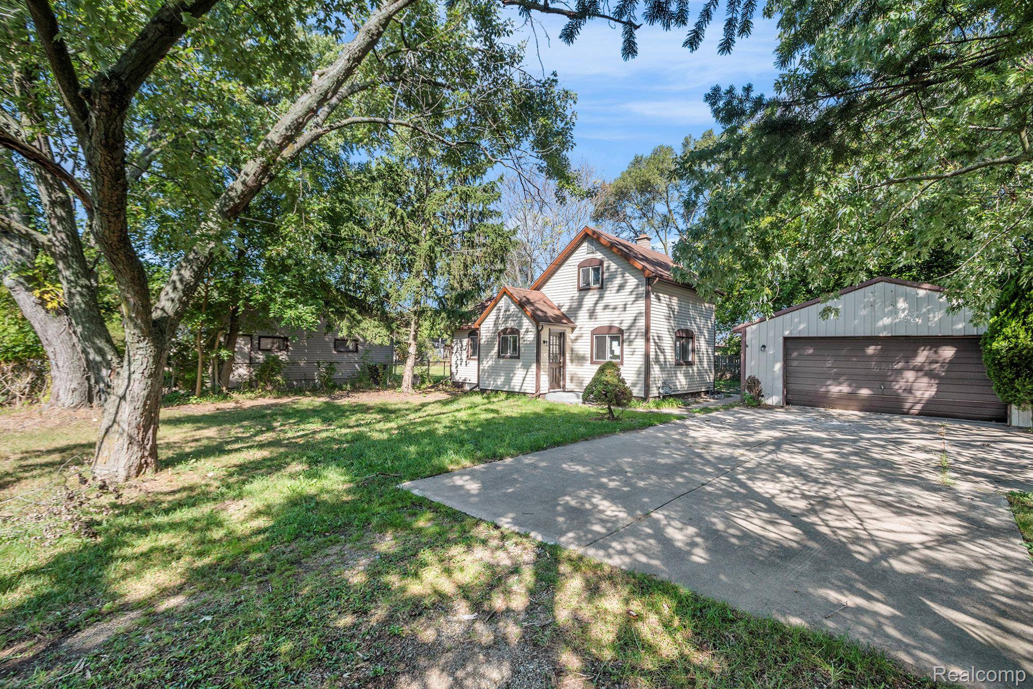 Muskegon, MI 49442,1774 McLaughlin AVE