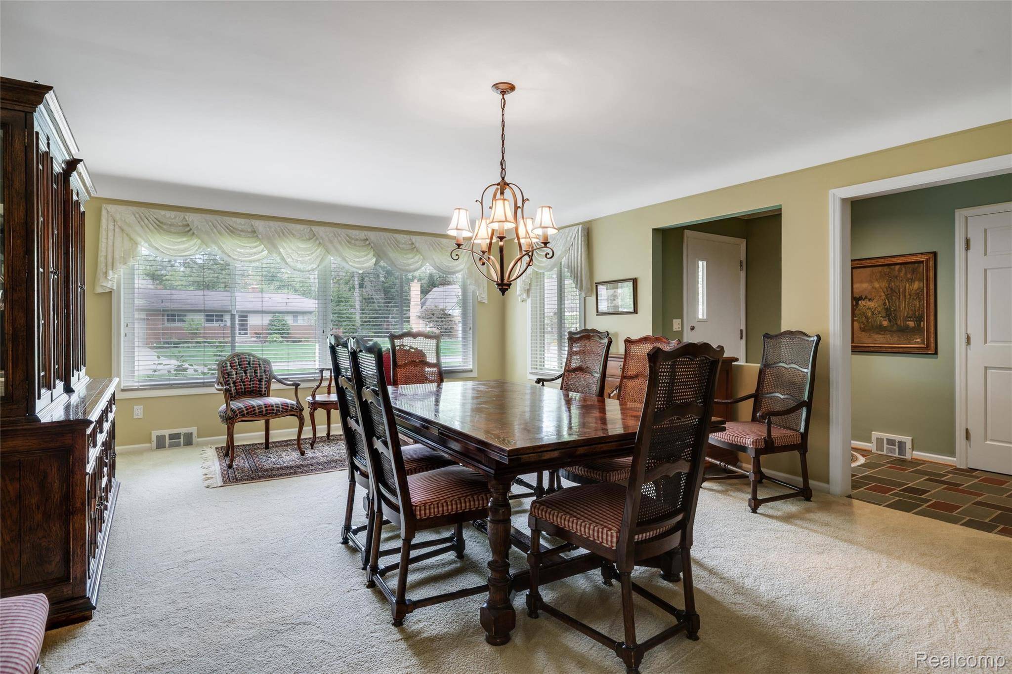 Beverly Hills, MI 48025,31698 Southview ST