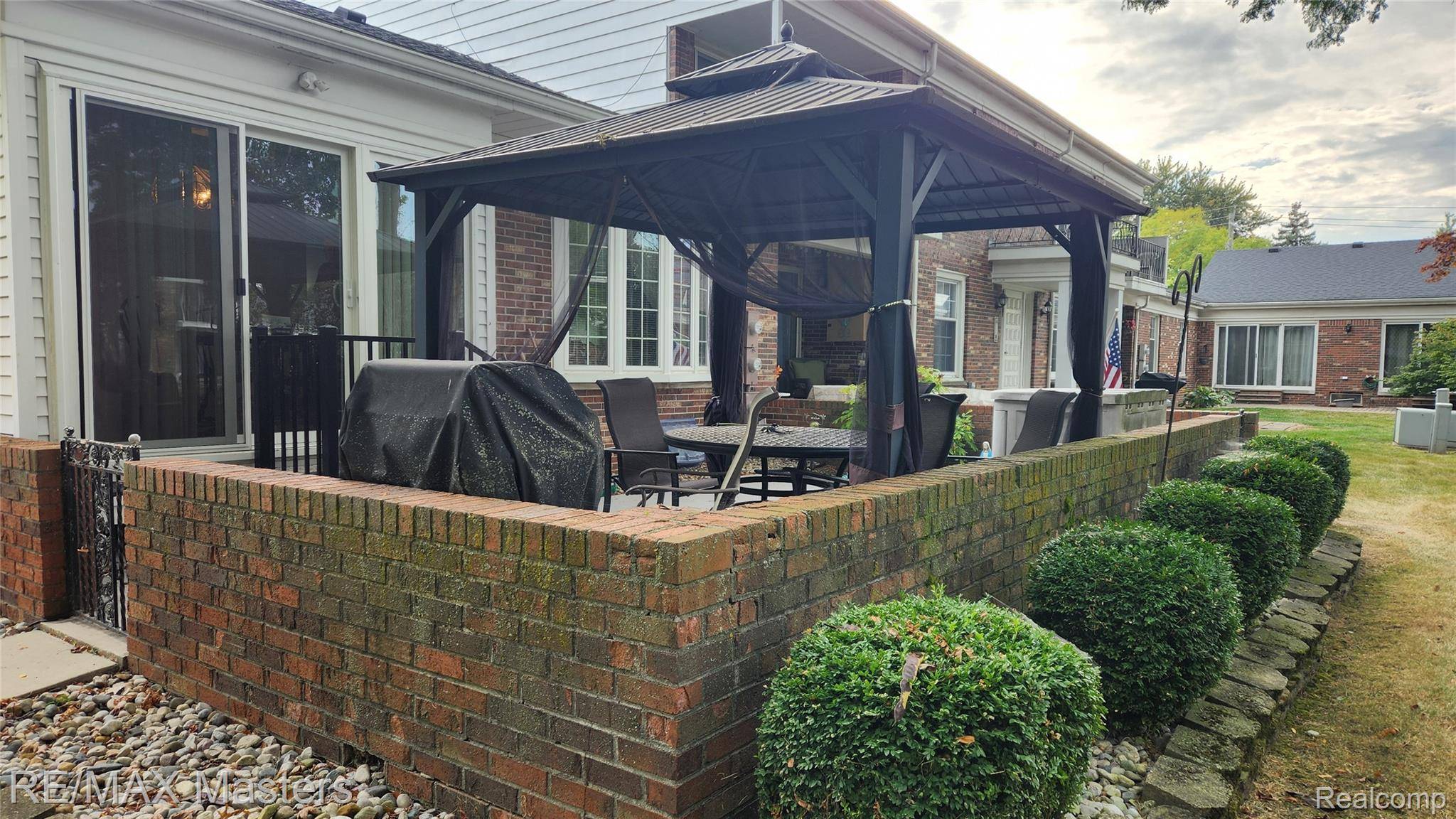 Trenton, MI 48183,4641 Leisure LN