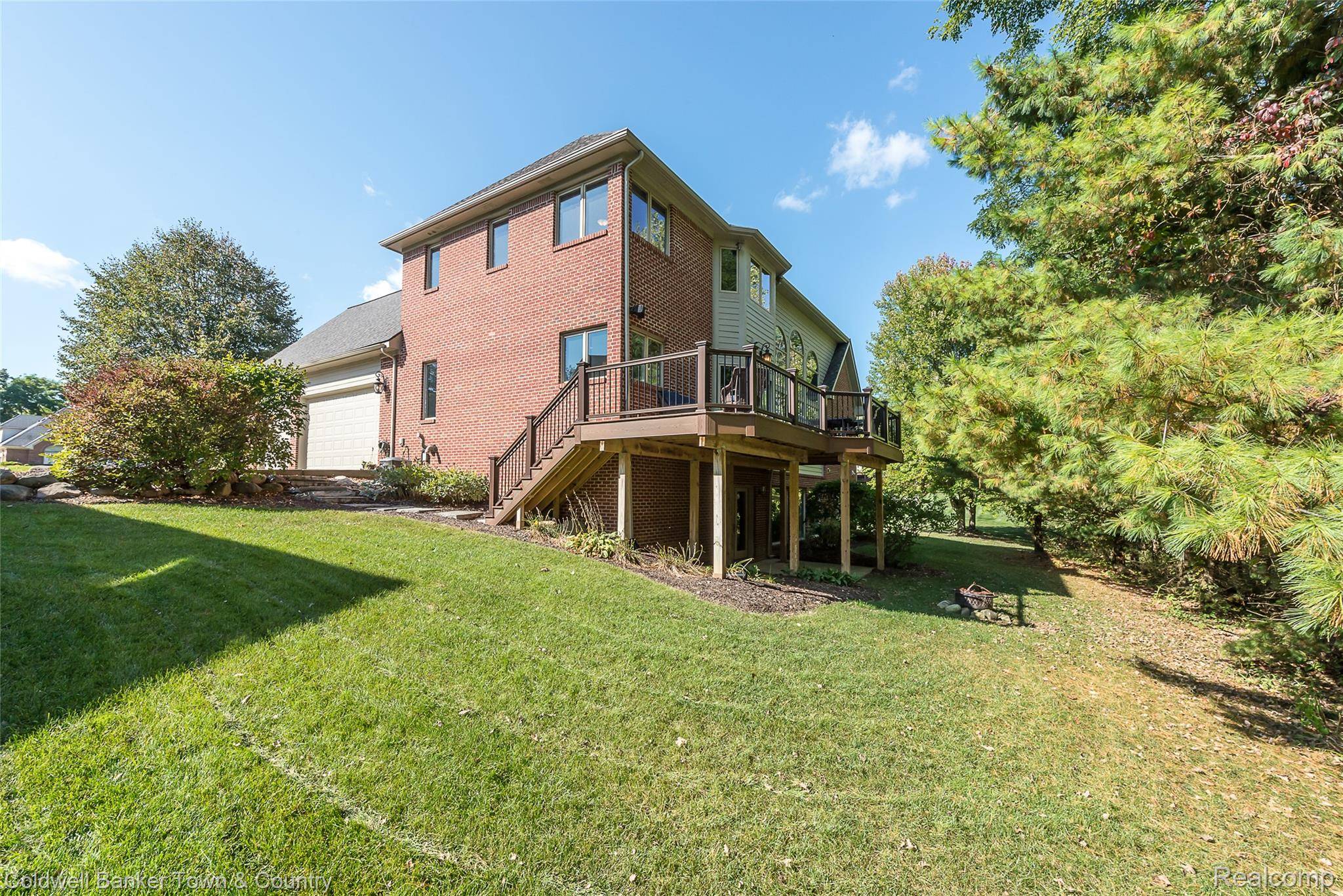 Brighton, MI 48116,4955 Crooked Stick CT