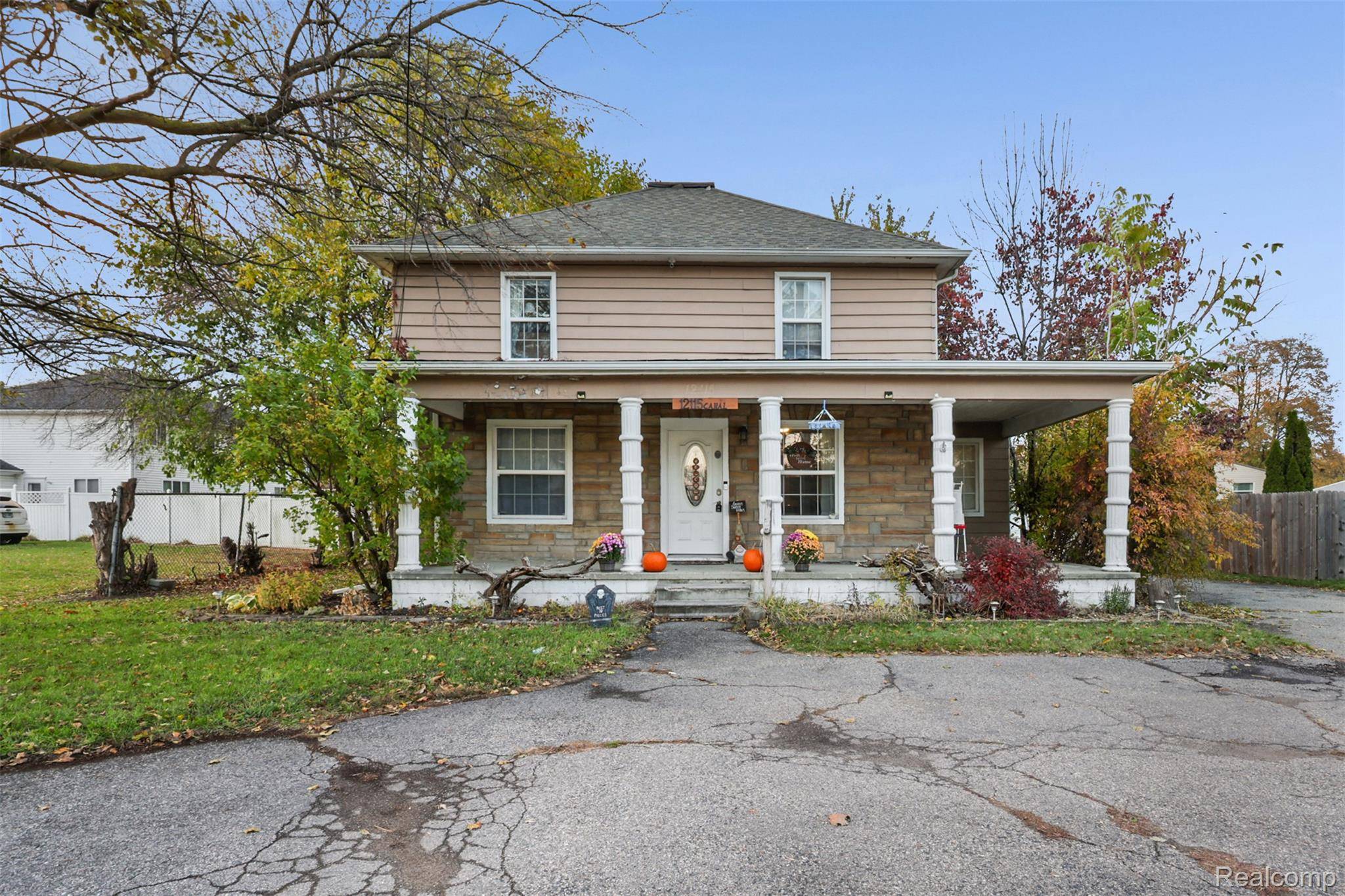 Sterling Heights, MI 48313,12115 Canal RD