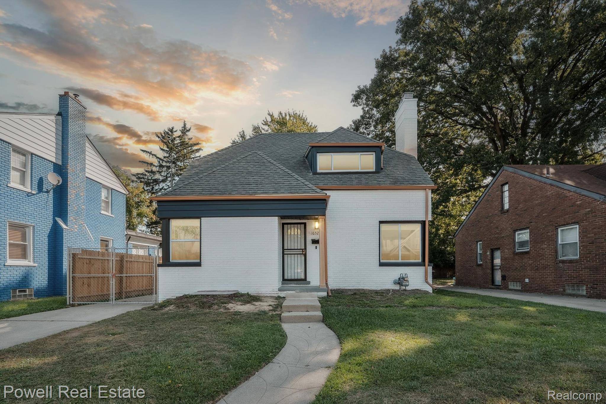 Detroit, MI 48219,16520 Patton ST