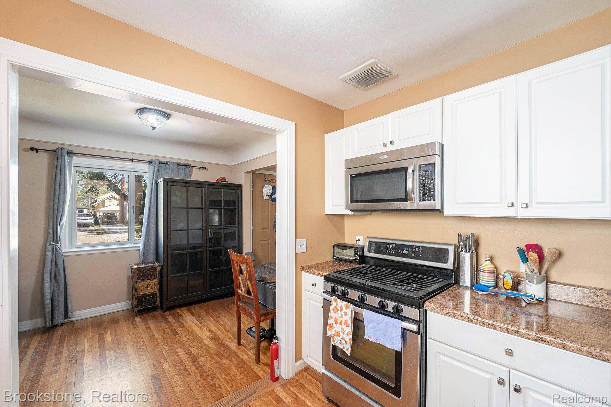 Berkley, MI 48072,1197 Catalpa DR