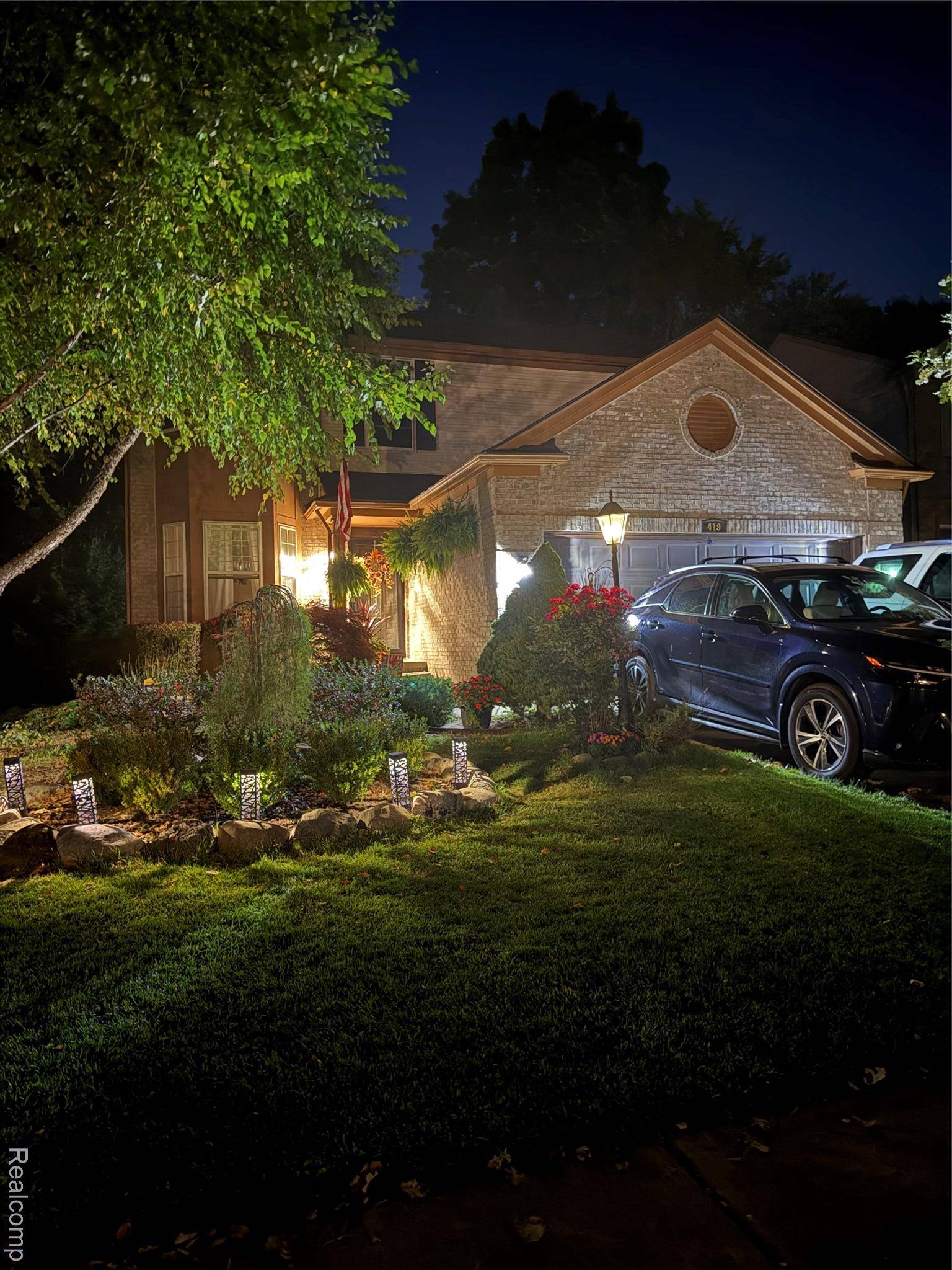 Holly, MI 48442,419 Otter Run RD