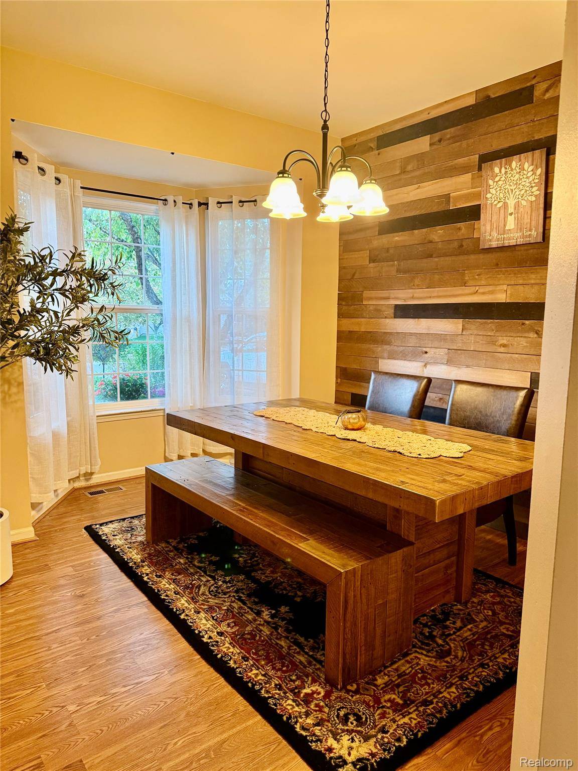 Holly, MI 48442,419 Otter Run RD