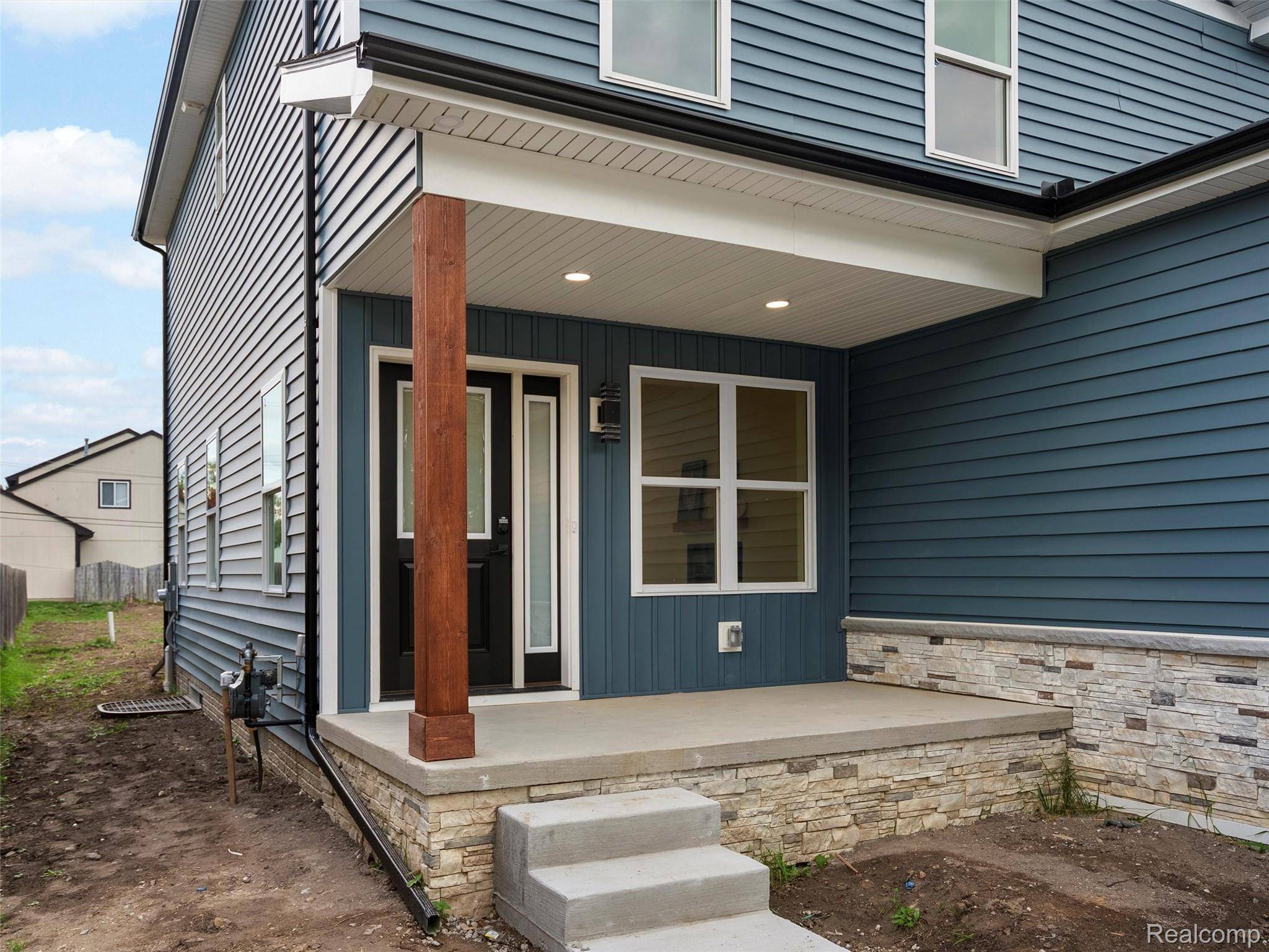 Clinton Township, MI 48035,23495 Donaldson