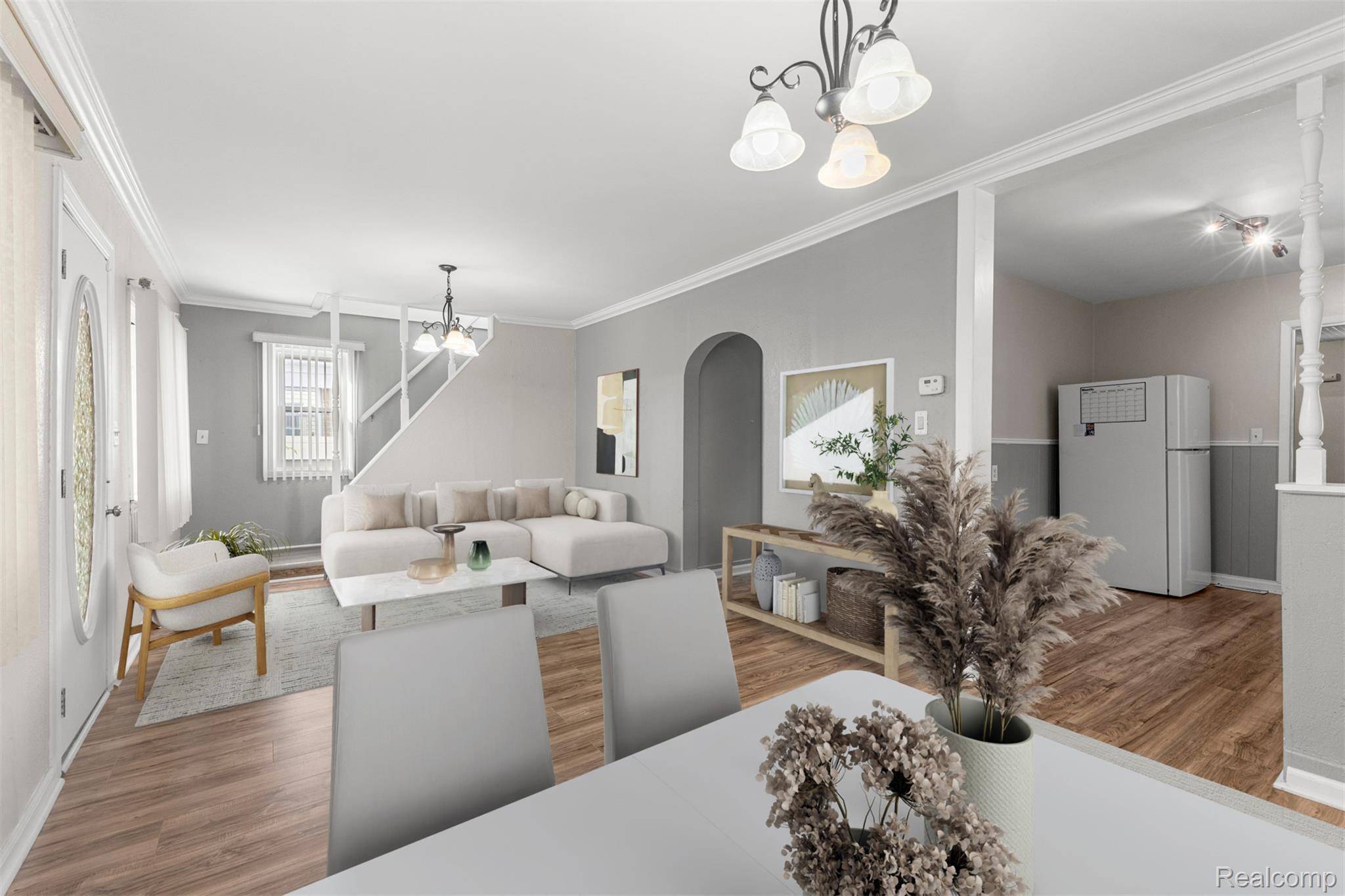 Dearborn Heights, MI 48127,5655 Robindale AVE