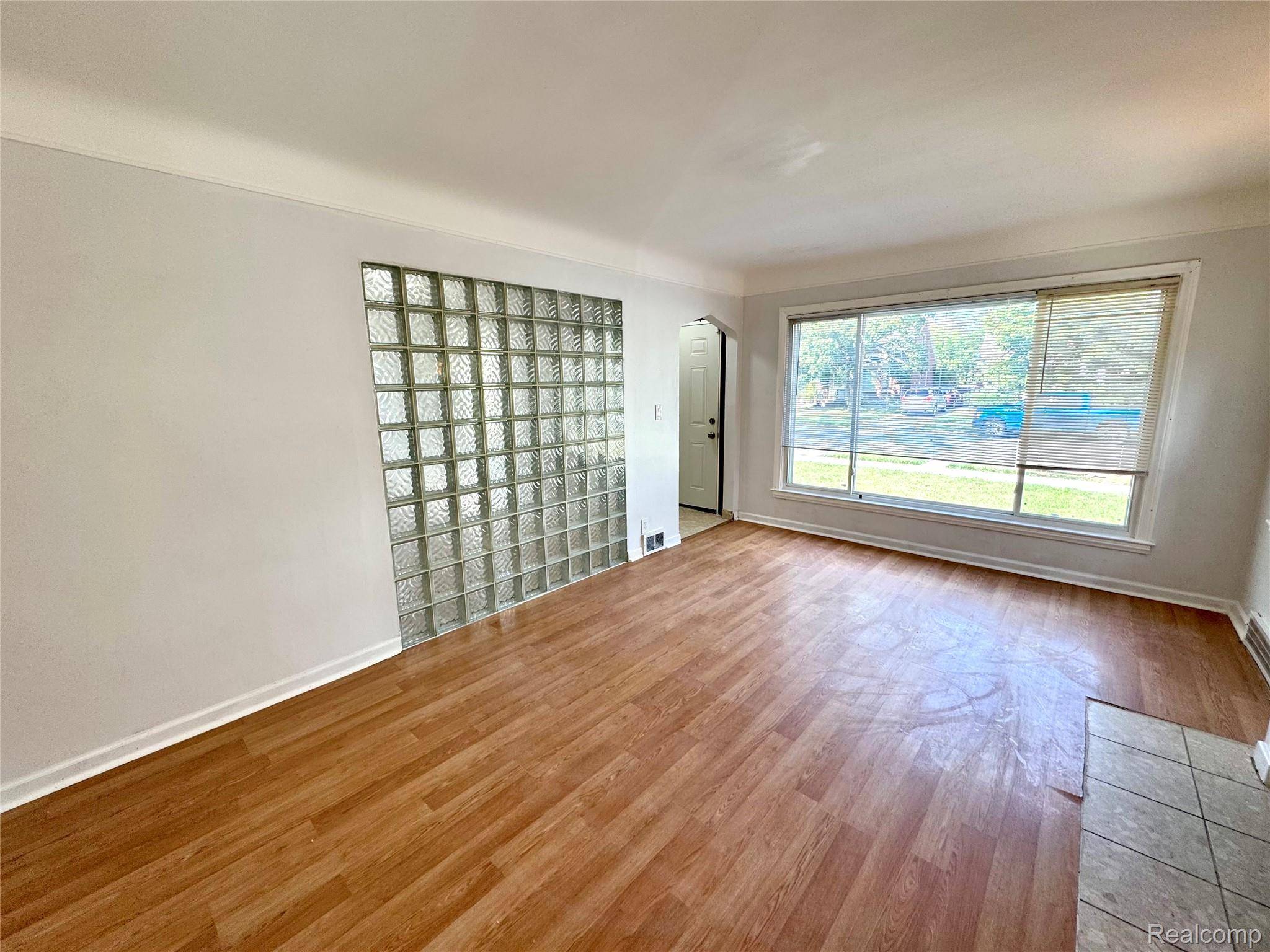 Detroit, MI 48205,14062 Collingham DR