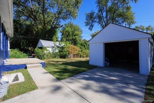 Detroit, MI 48219,17314 Braile ST