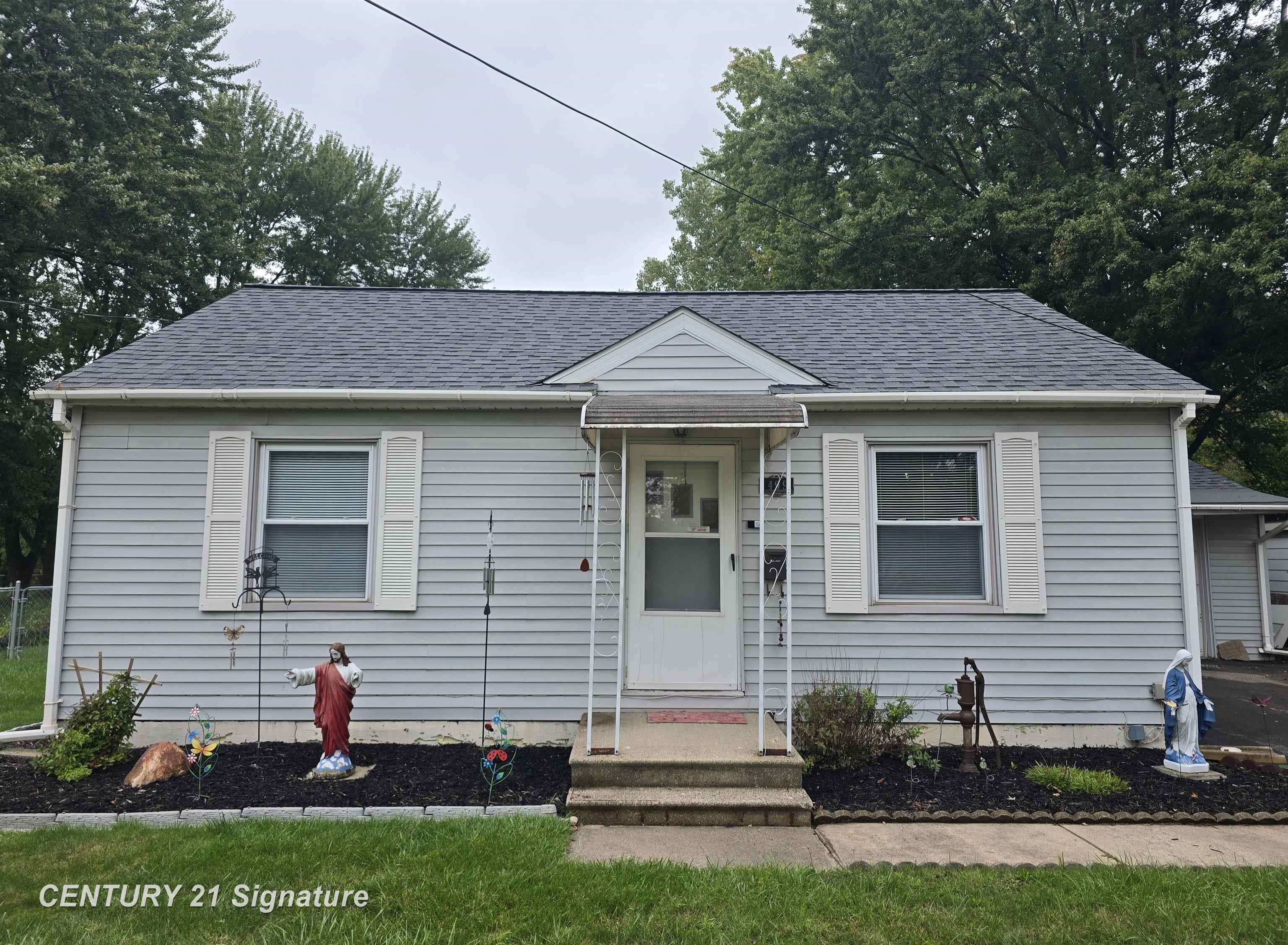 Mount Morris, MI 48458,499 Helen ST