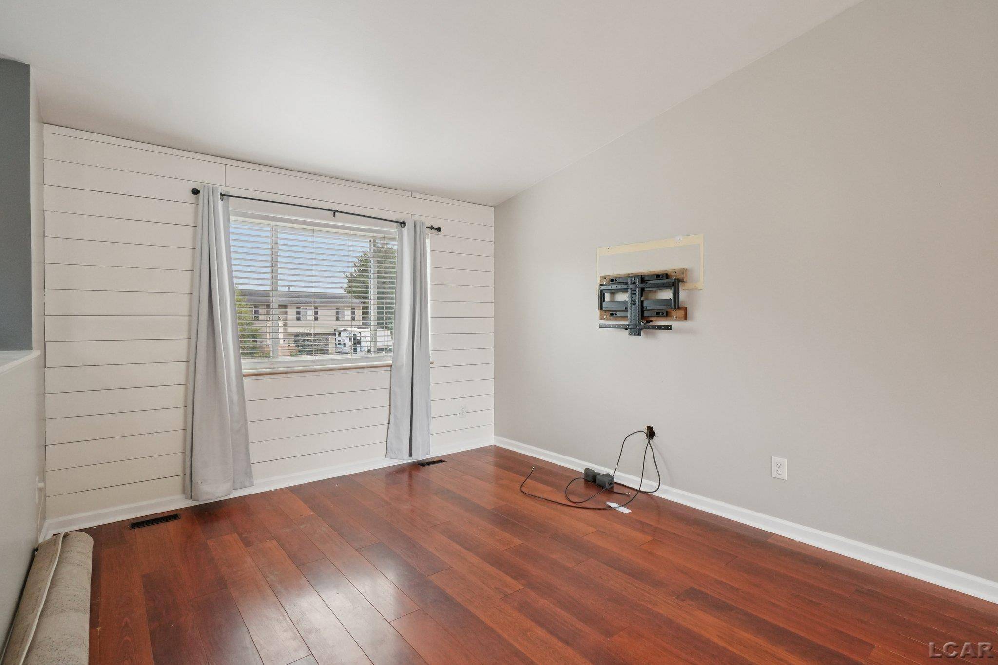 Whitmore Lake, MI 48189,9060 Wildwood Lake DR