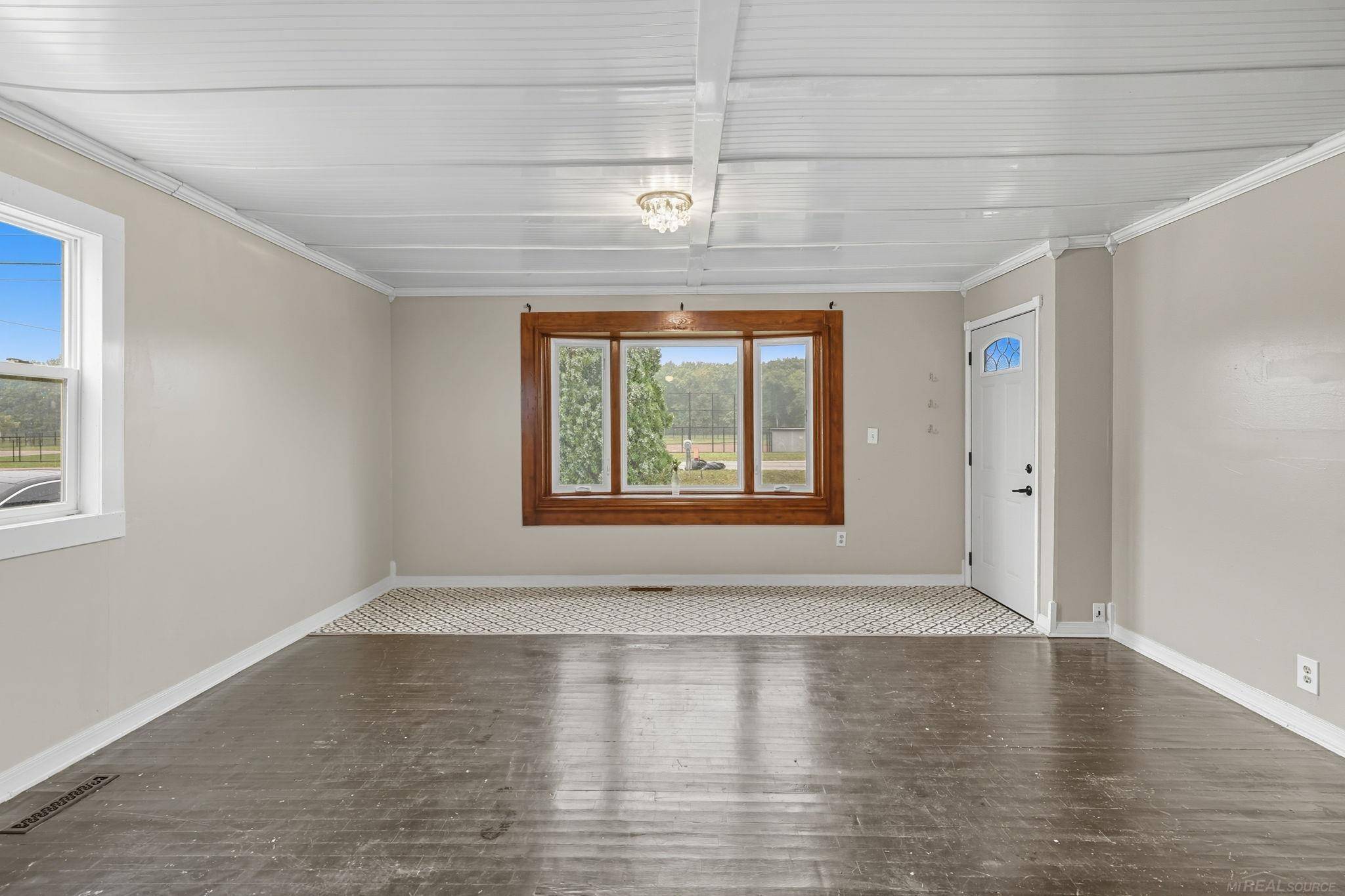 Mount Morris, MI 48458,8164 Neff RD