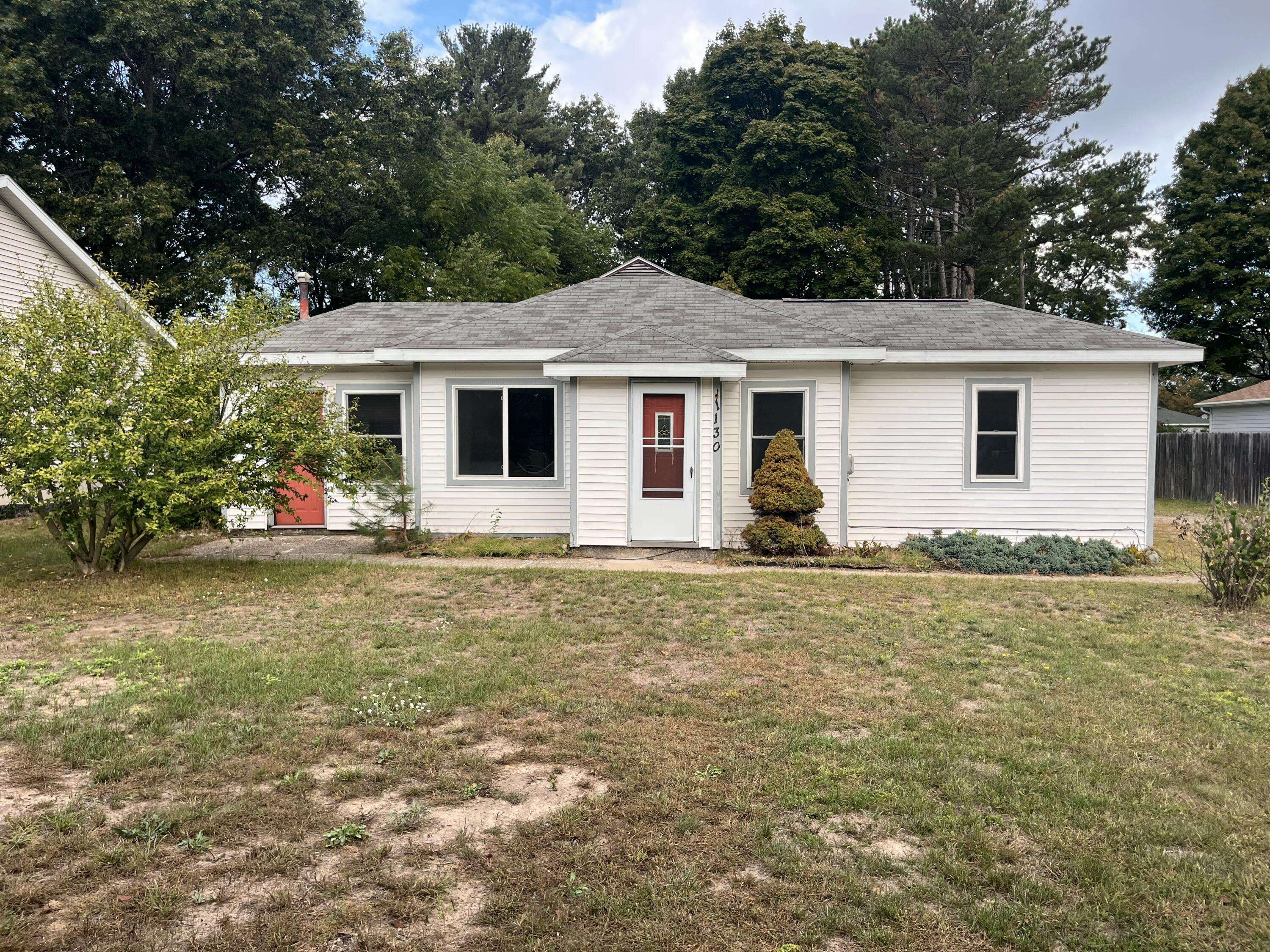 Norton Shores, MI 49441,1130 Englewood AVE