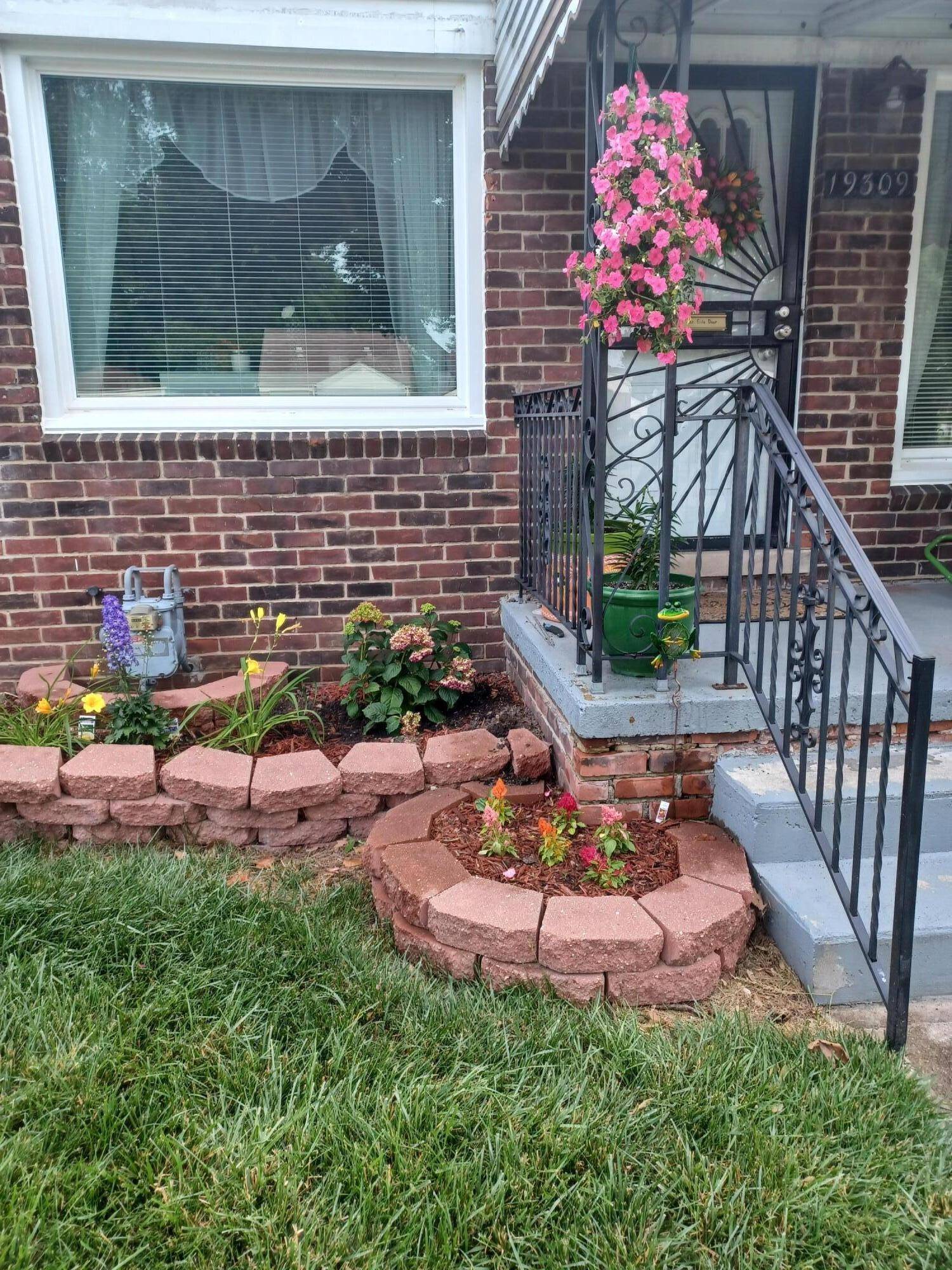 Detroit, MI 48219,19309 Burt RD