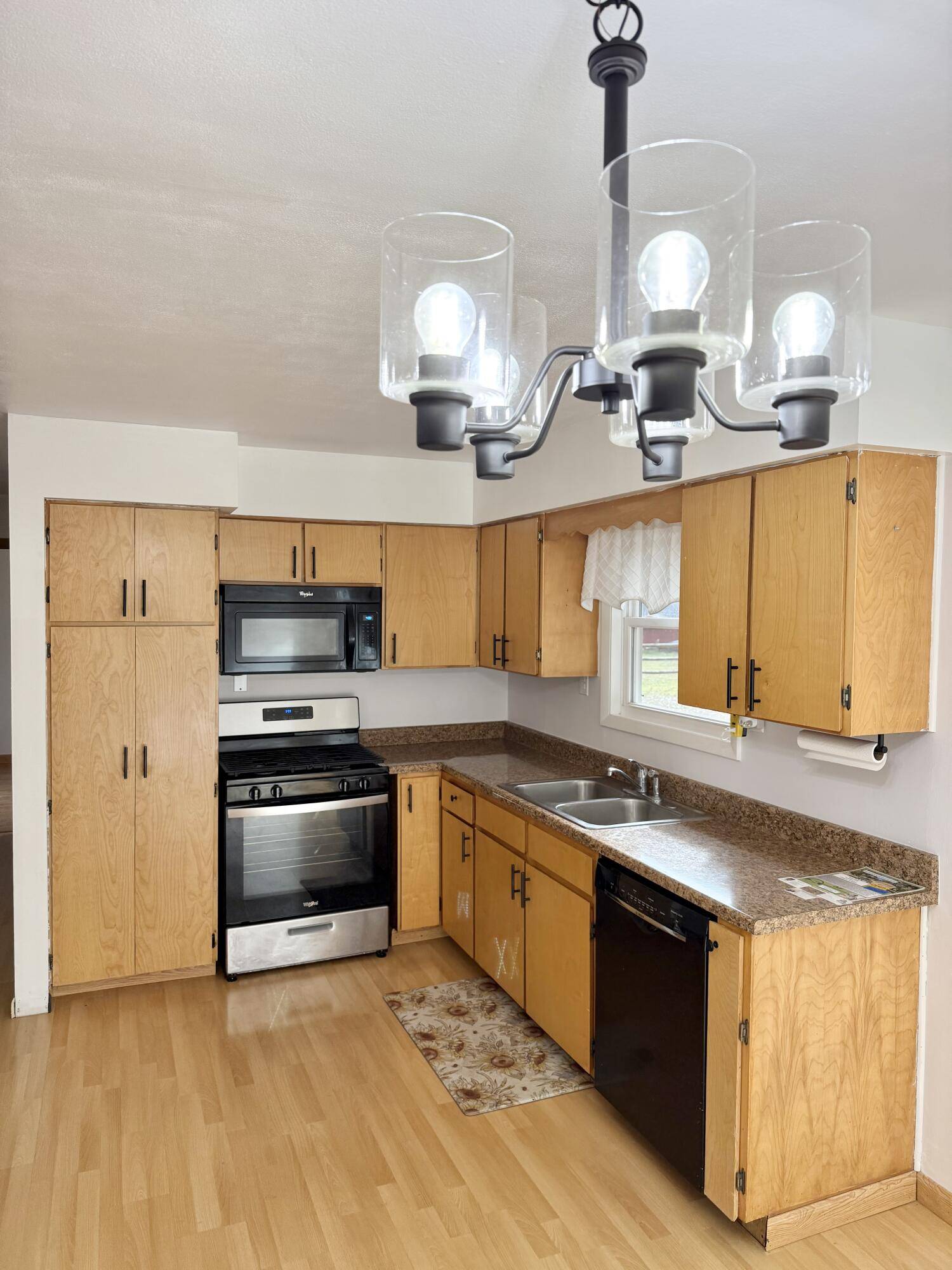 Muskegon, MI 49442,897 Van Eyck ST