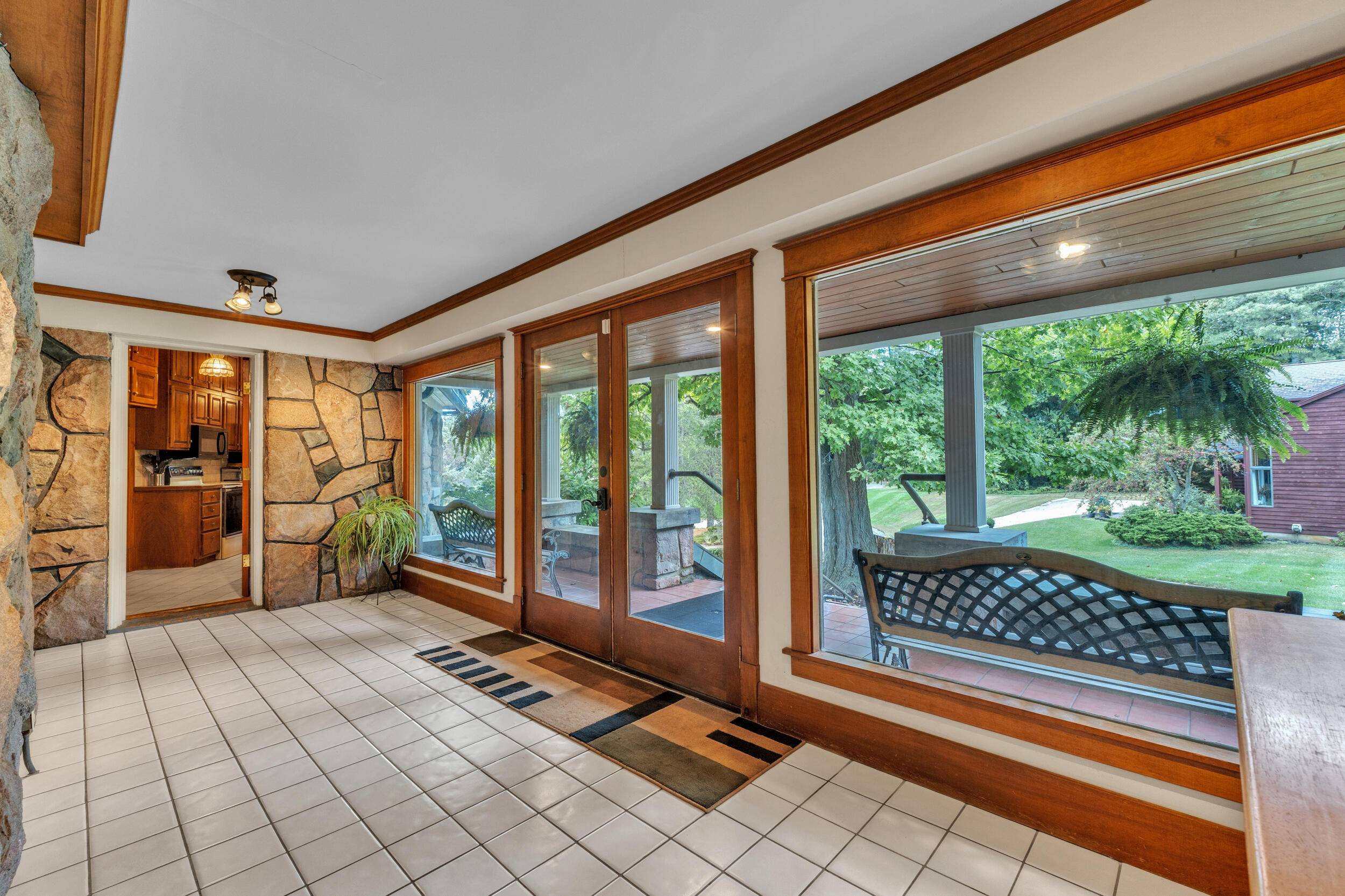 Whitmore Lake, MI 48189,10320 Harpers Ferry CT