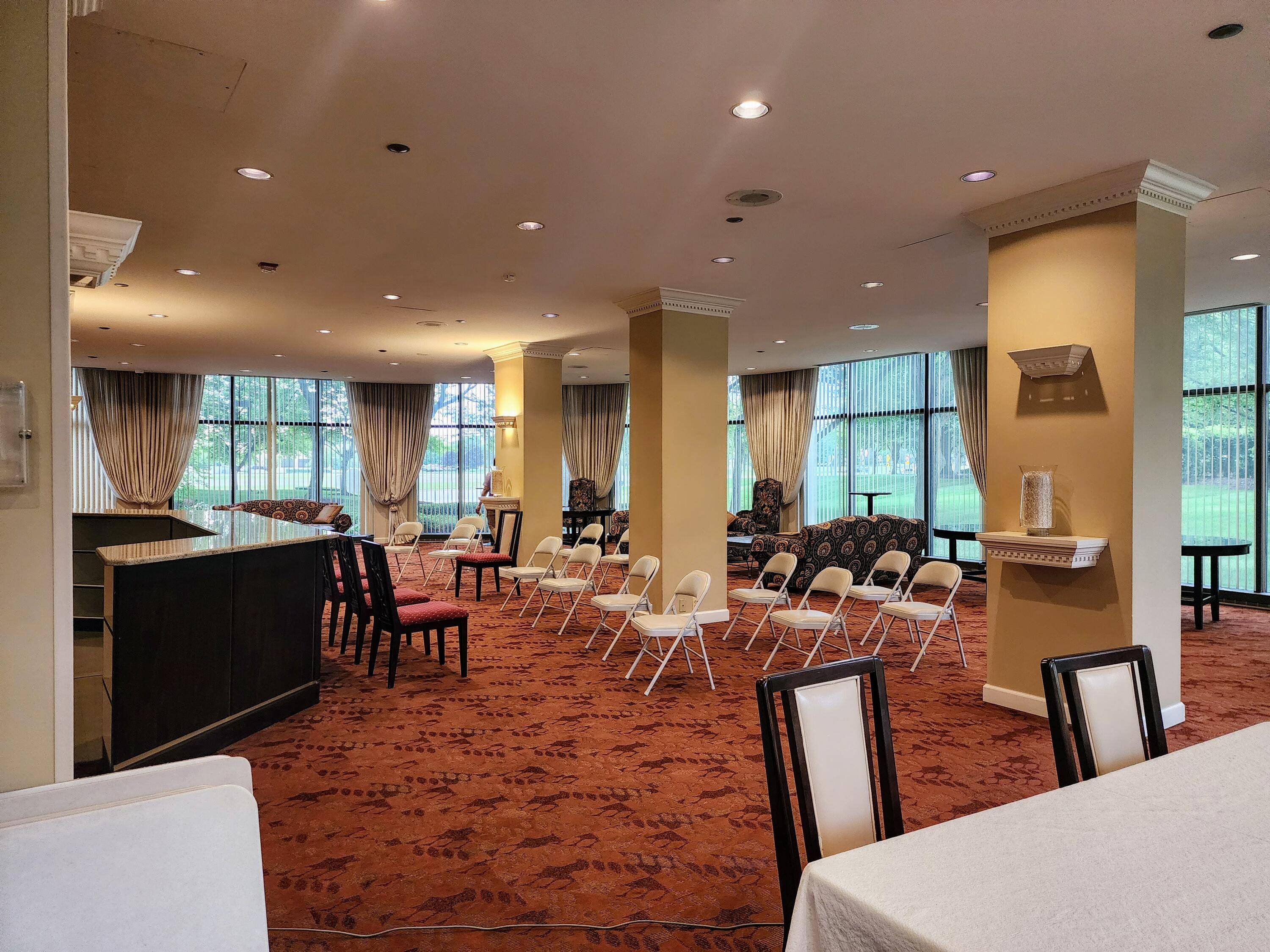 Southfield, MI 48075,5000 Town CTR #1404