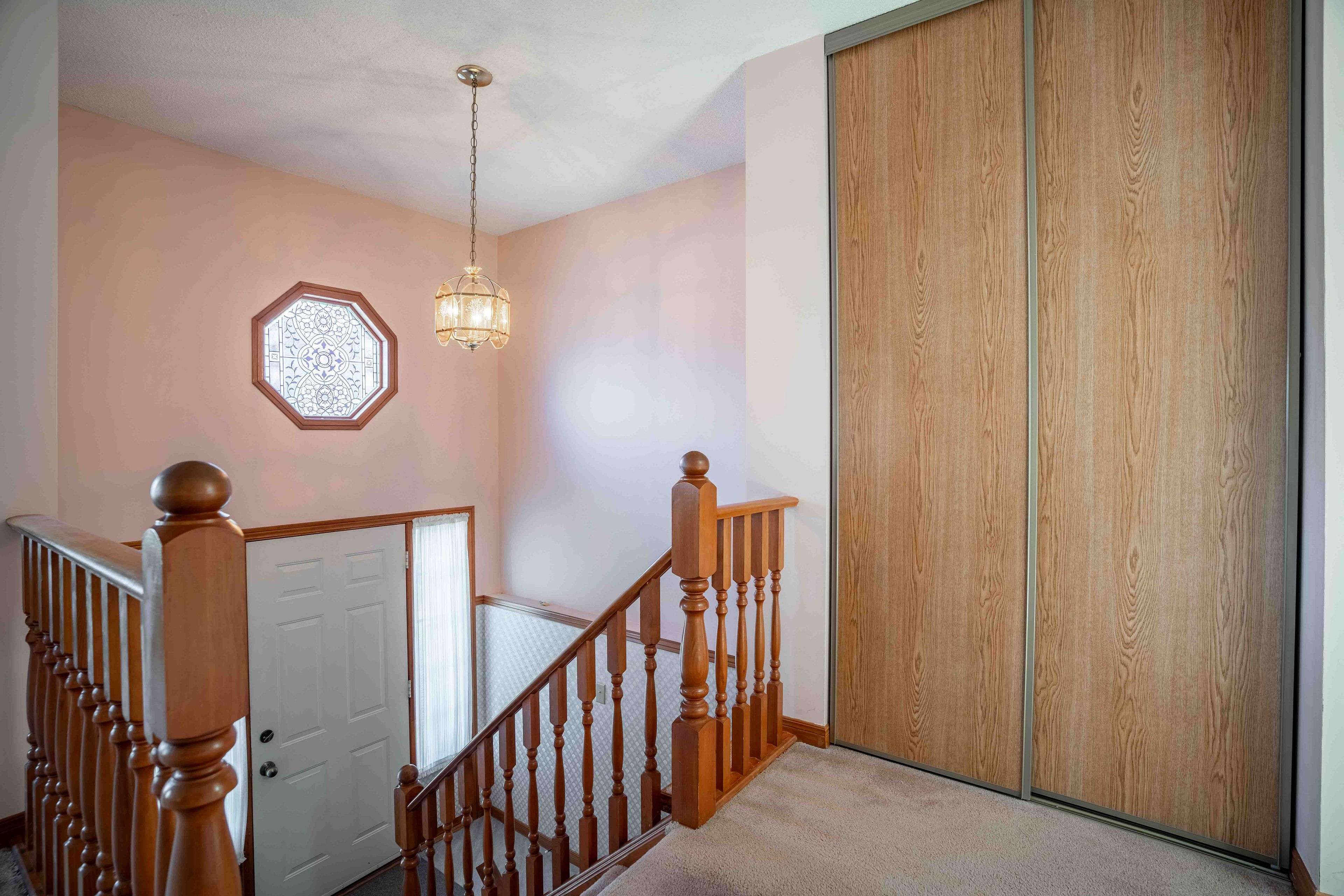 Burlington, ON L7M 3B6,1447 Reynolds AVE