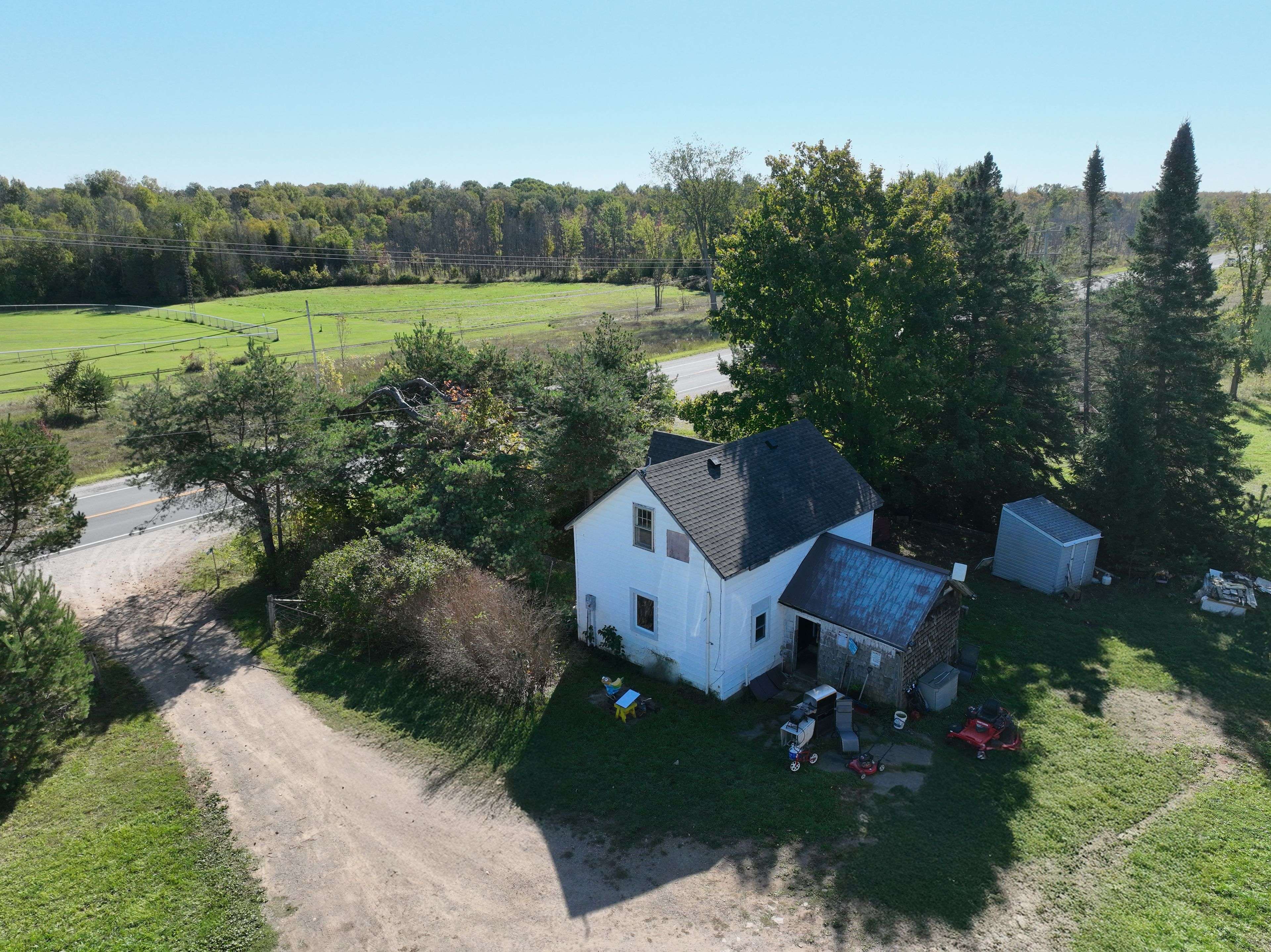 South Bruce Peninsula, ON N0H 2T0,19528 Highway 6 N/A