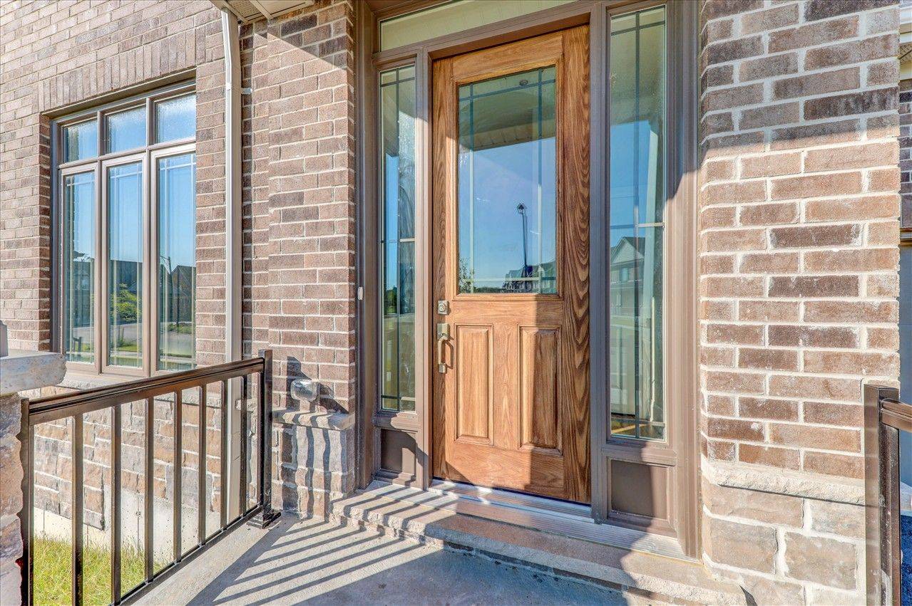 Peterborough, ON K9H 0J8,212 Mallory TER