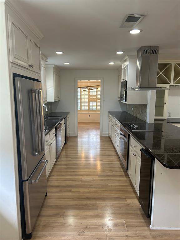 Dallas, TX 75229,5416 Northmoor Drive