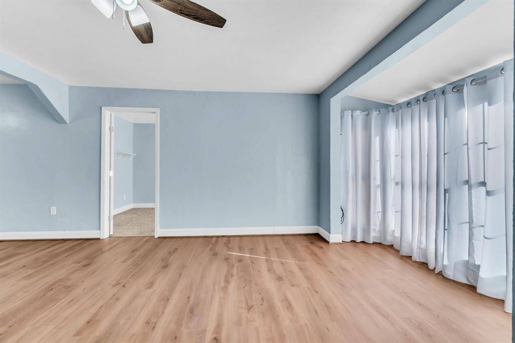 Azle, TX 76020,212 Mountain View Drive