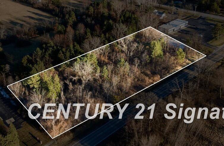 Fashion Square BLVD, Saginaw Twp, MI 48603