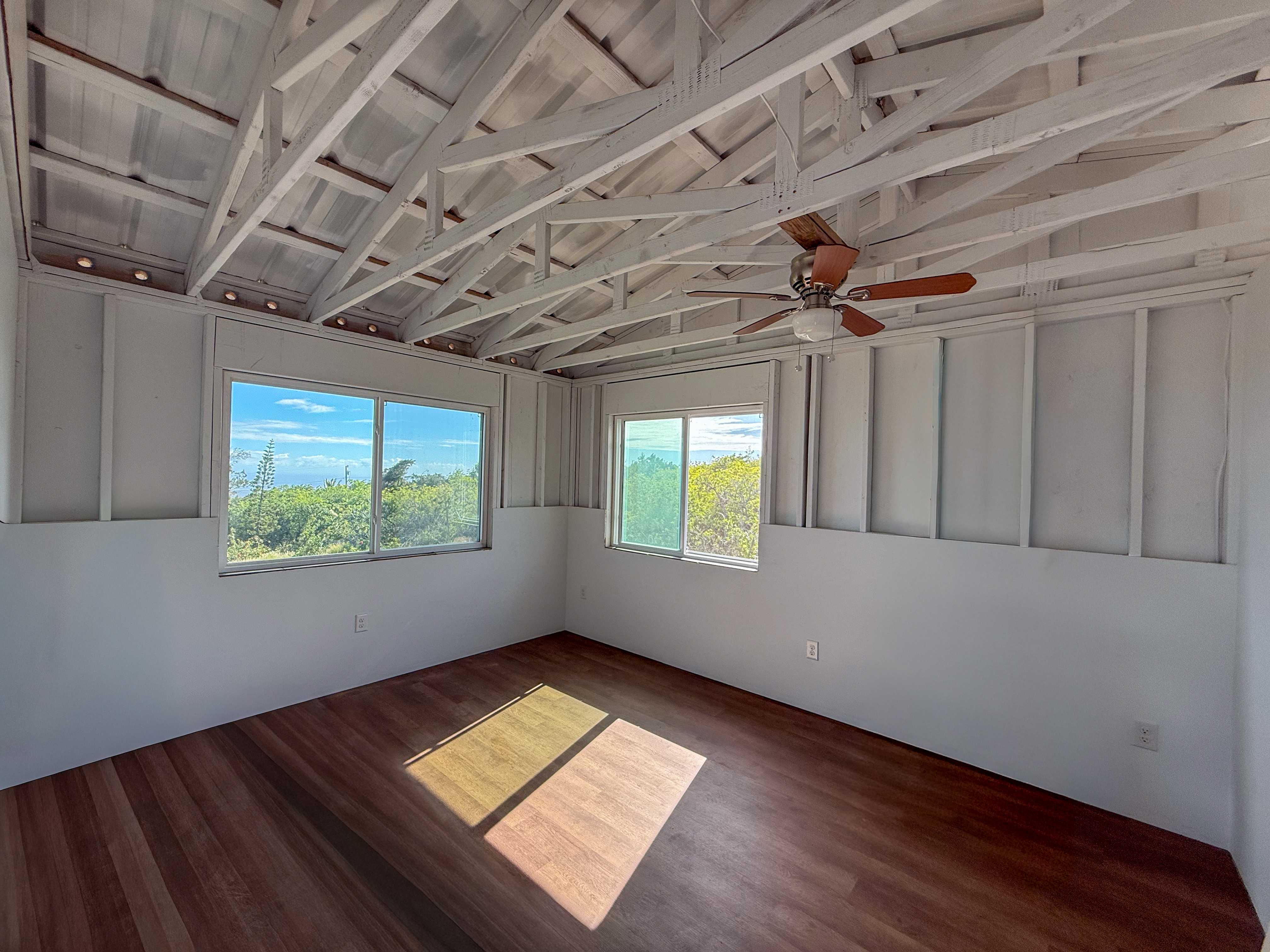 Naalehu, HI 96772,94-6479 PUUKANI RD