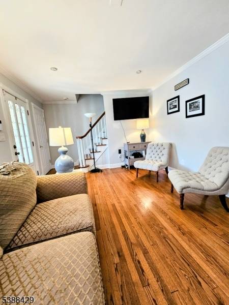 North Arlington Boro, NJ 07031,28 Noel Dr