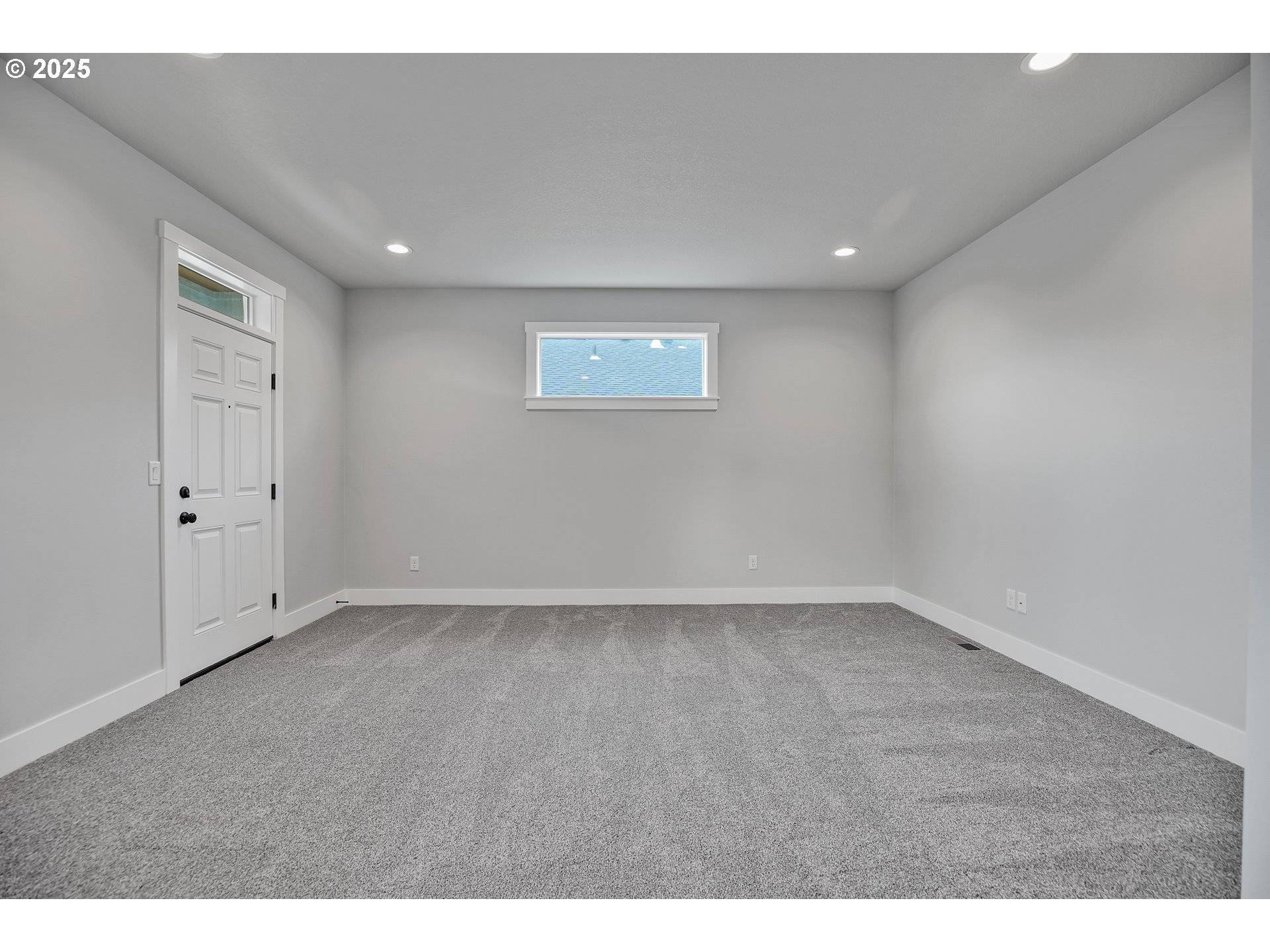 Sandy, OR 97055,38249 MULBERRY ST