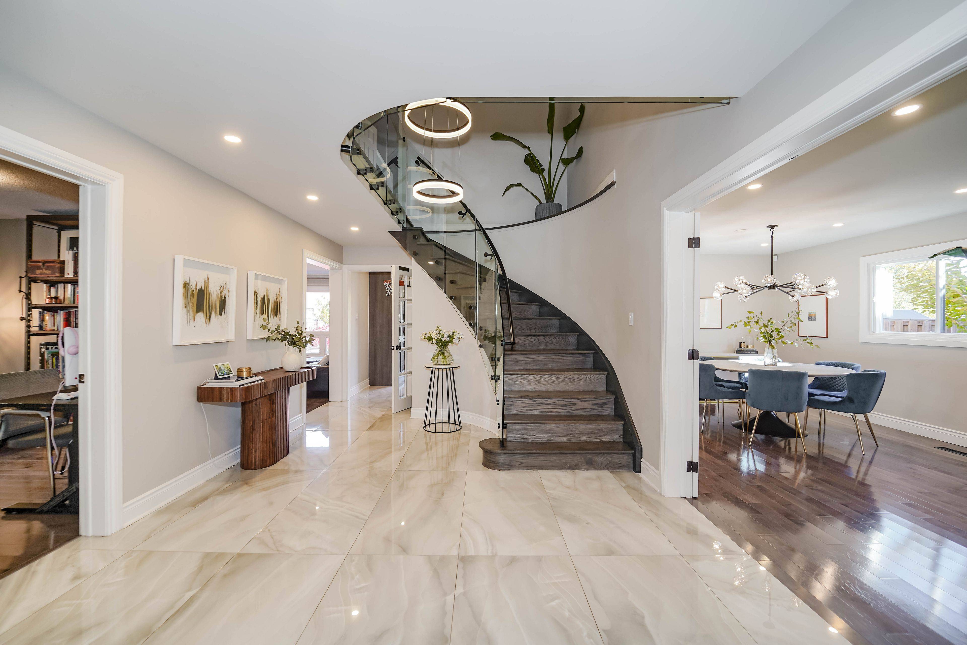 Mississauga, ON L5V 1E2,4392 Grassland CRES