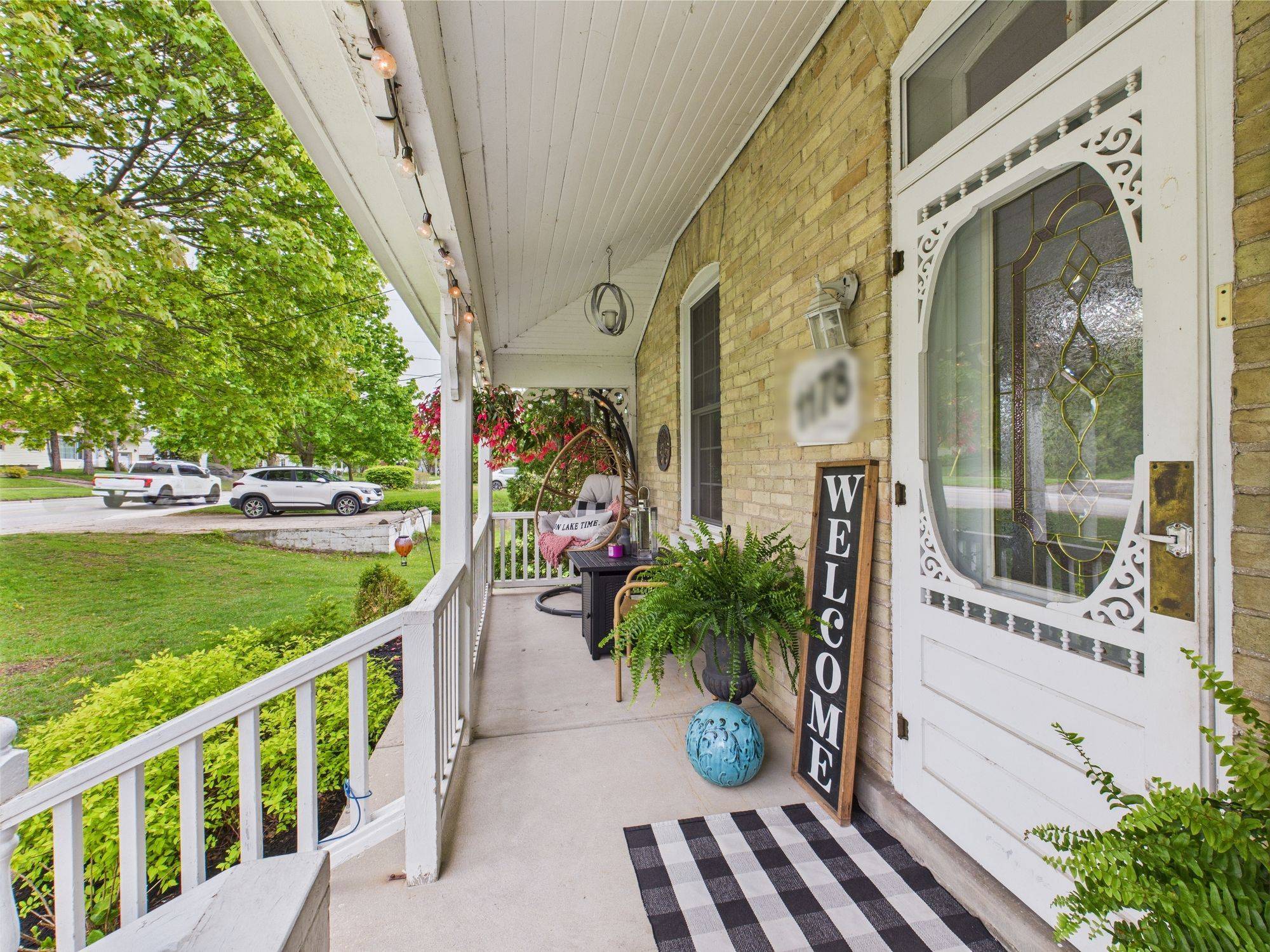 Kincardine, ON N2Z 1G4,1178 Queen ST