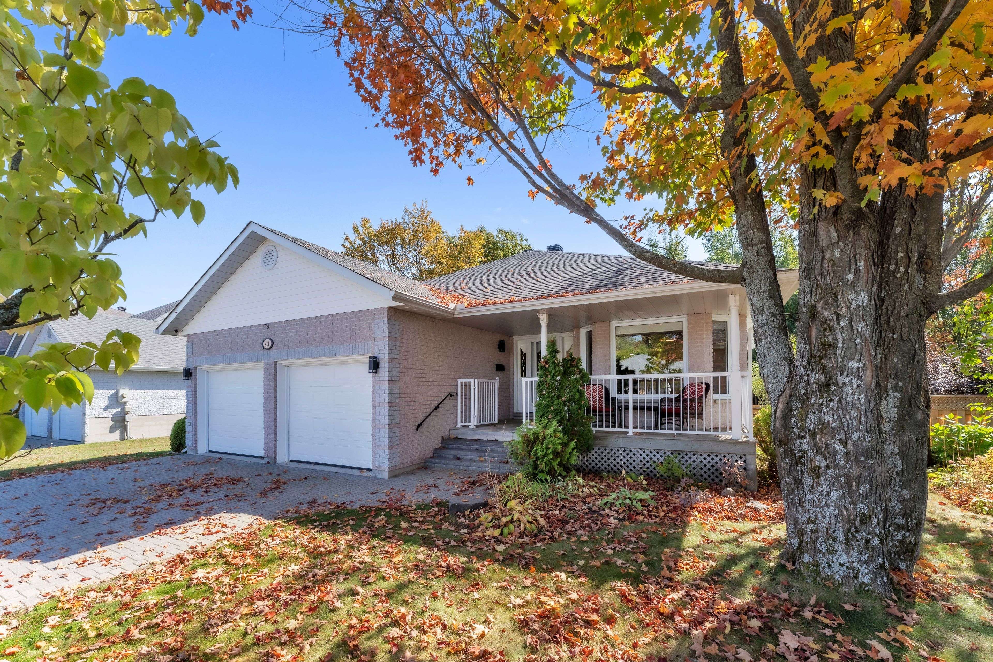 North Bay, ON P1C 1M8,411 PEARCE ST