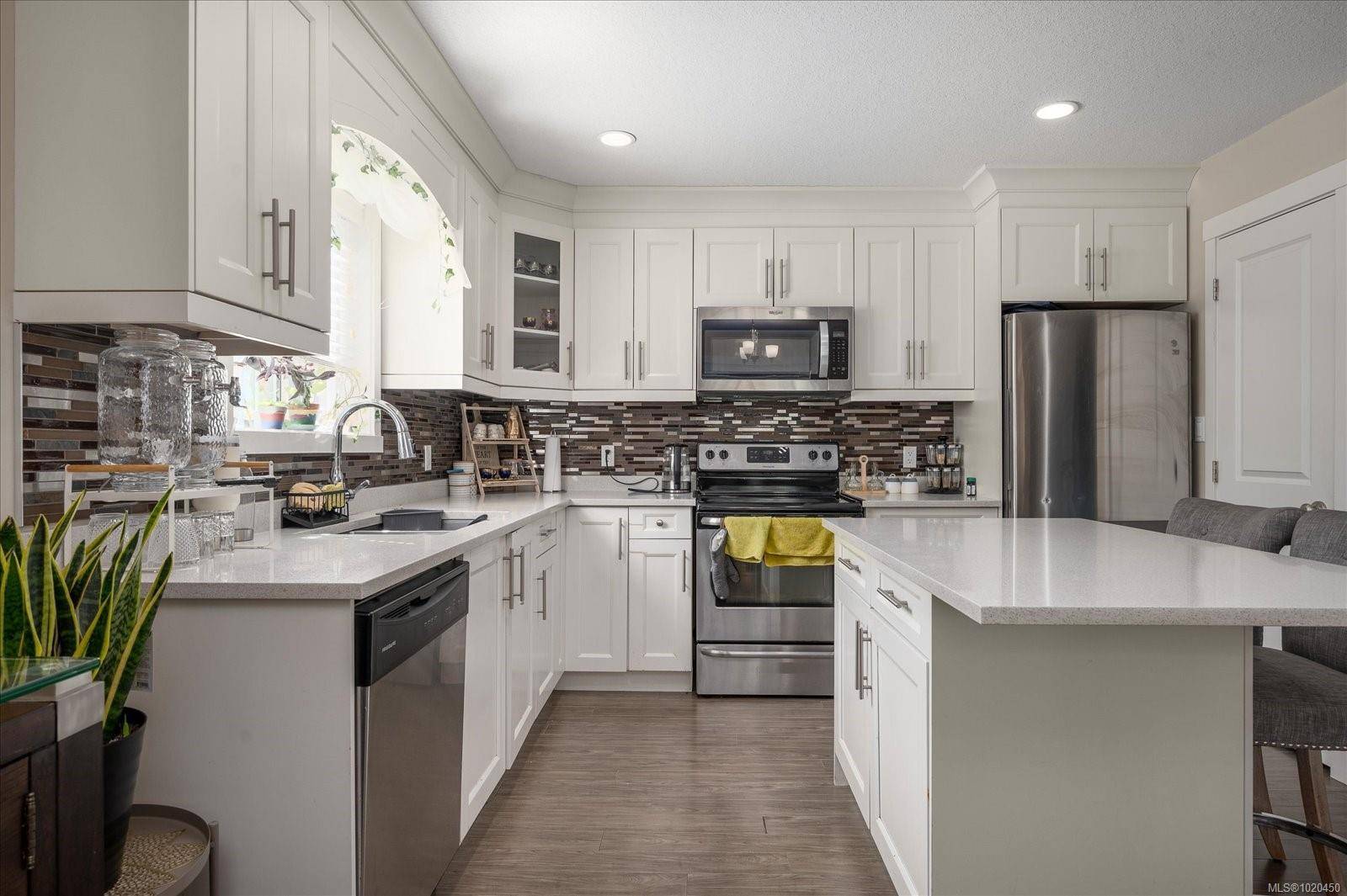 Nanaimo, BC V9R 0G4,554 Armishaw Rd