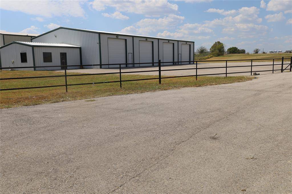 Cleburne, TX 76058,4017 Windmill Road