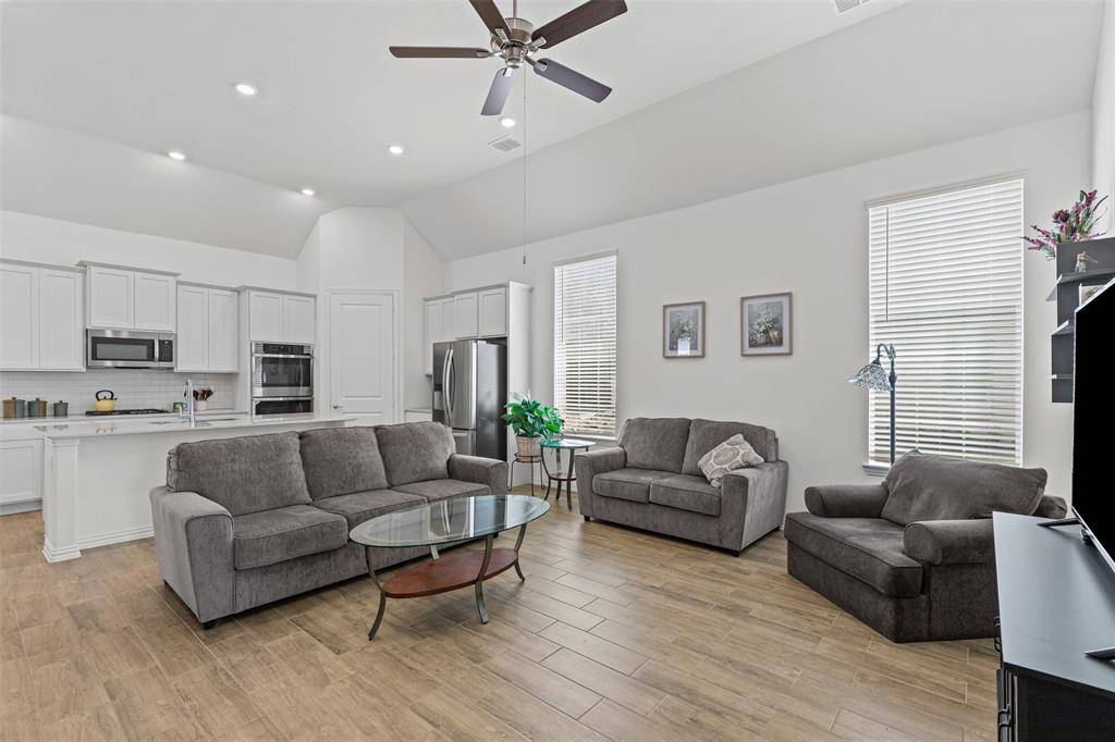 Arlington, TX 76005,4747 Kings Garden Parkway