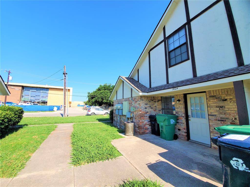 Denton, TX 76209,3024-3030 N Bell Avenue