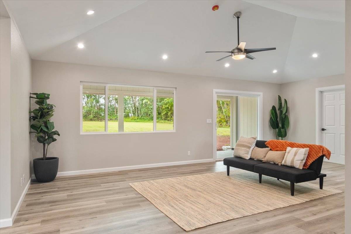 Keaau, HI 96749,15-1878 31ST AVE