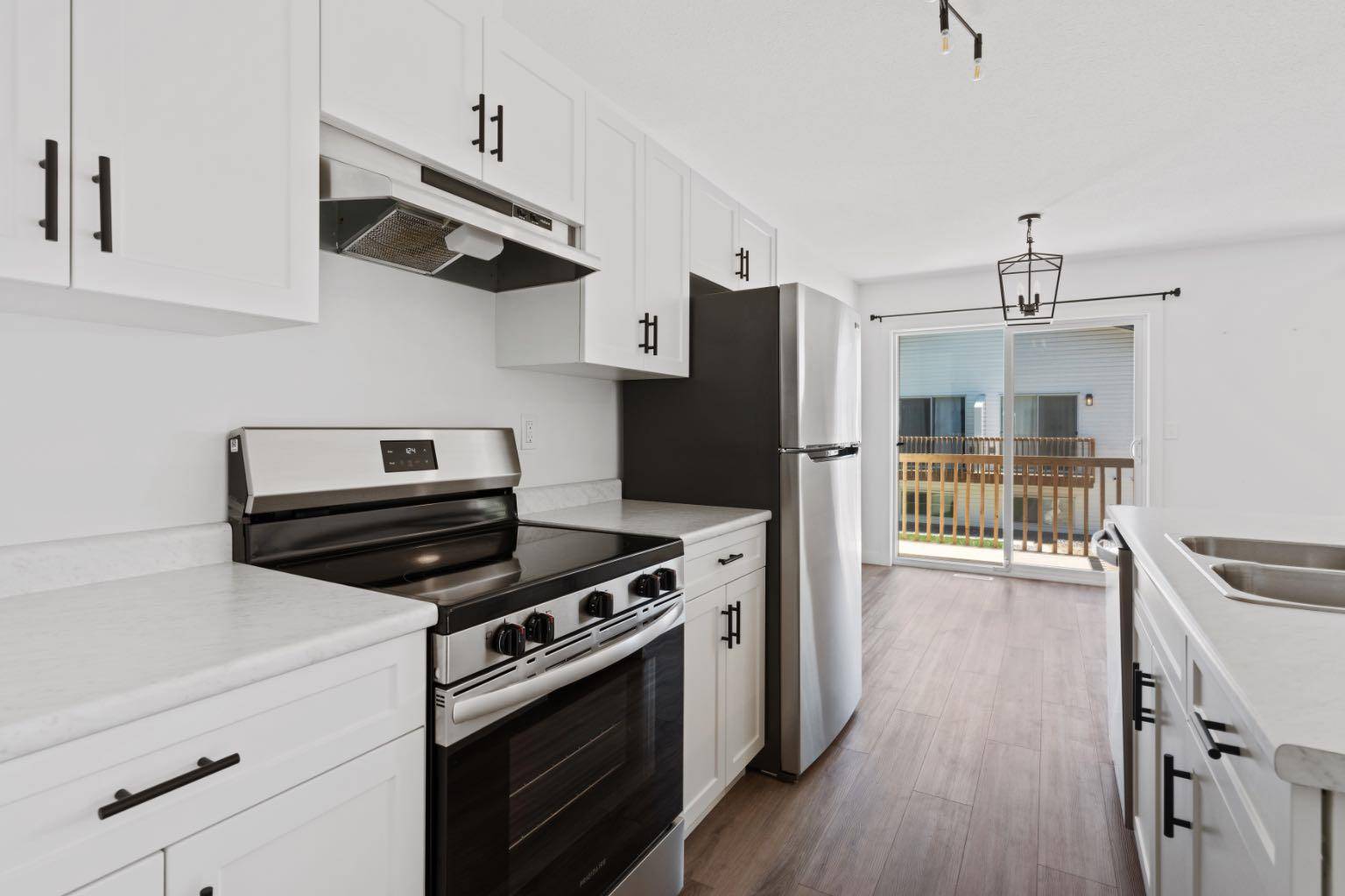 Camrose, AB T4V 2A8,5009 54 ST