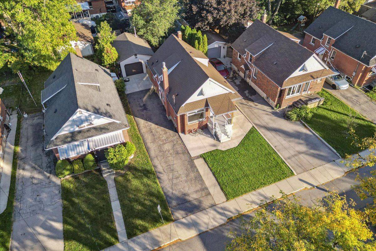 Hamilton, ON L8V 3W2,29 East 34th ST