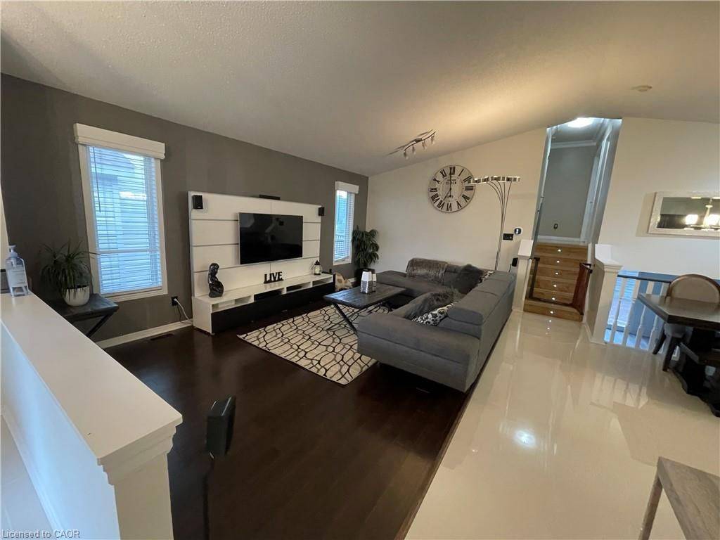 London East, ON N5W 6G5,91 Loggers GRV