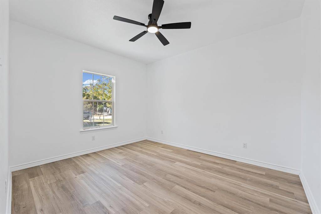 Moody, TX 76557,305 Meador Street