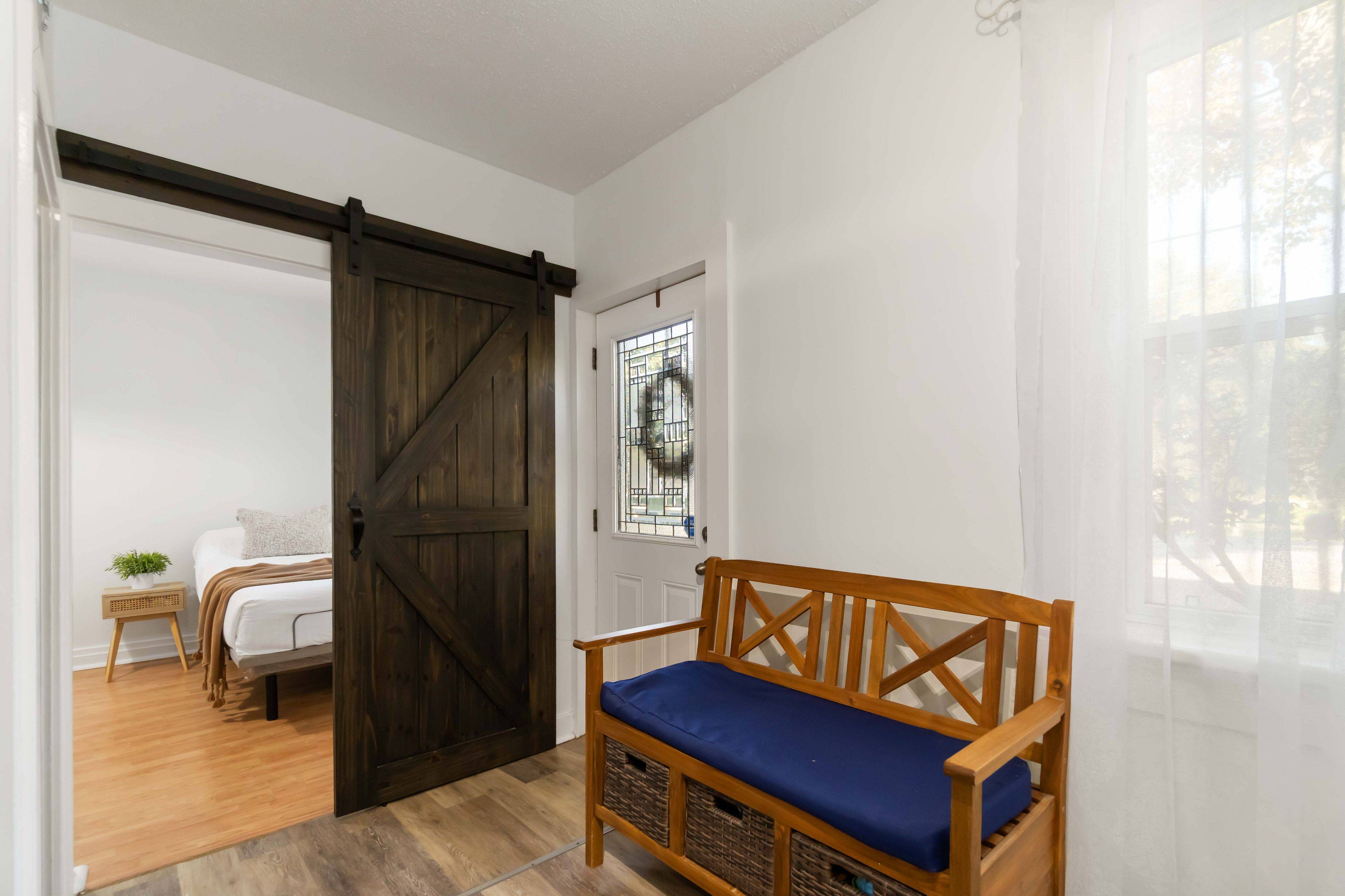 Mcnab/braeside, ON K7S 3G7,6 ALGONKIN TRL