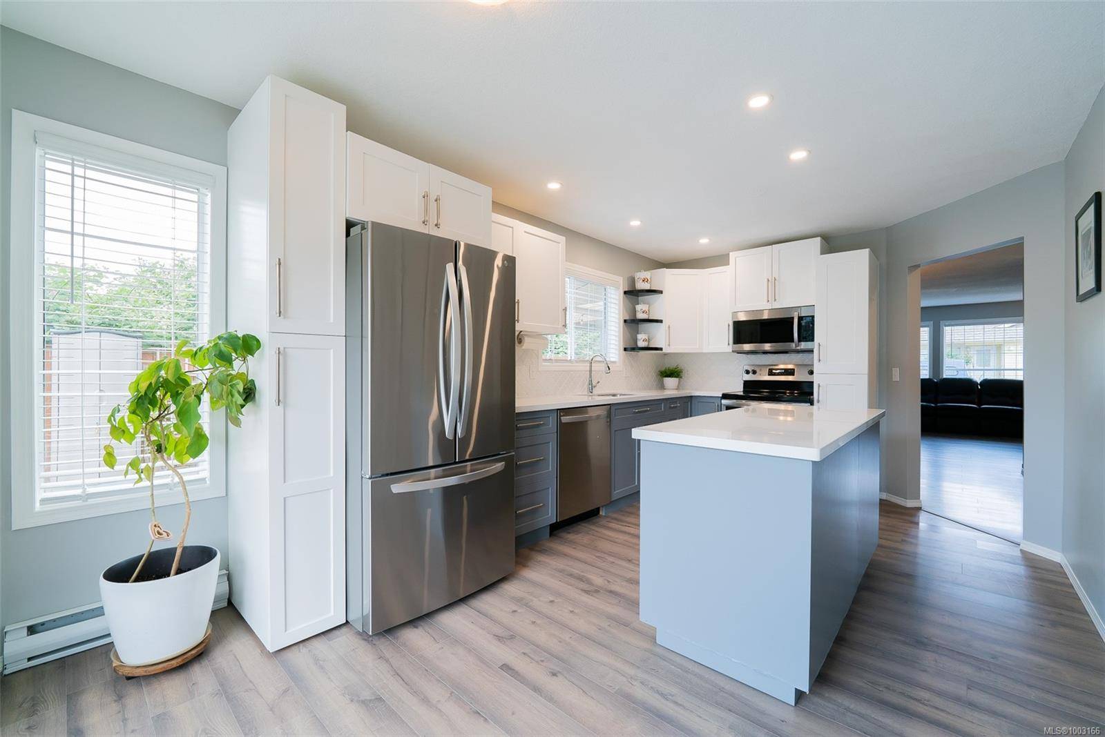 Nanaimo, BC V9T 5V1,4750 Uplands Dr #9