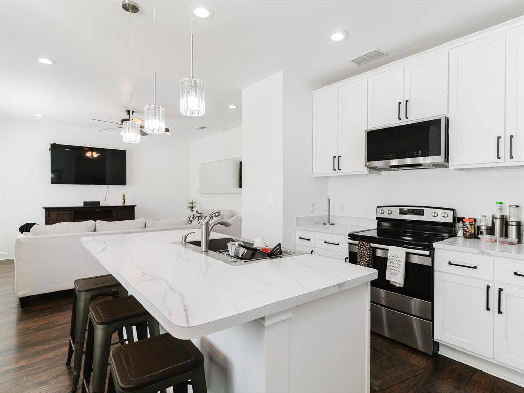 Fort Worth, TX 76106,2808 17th Street