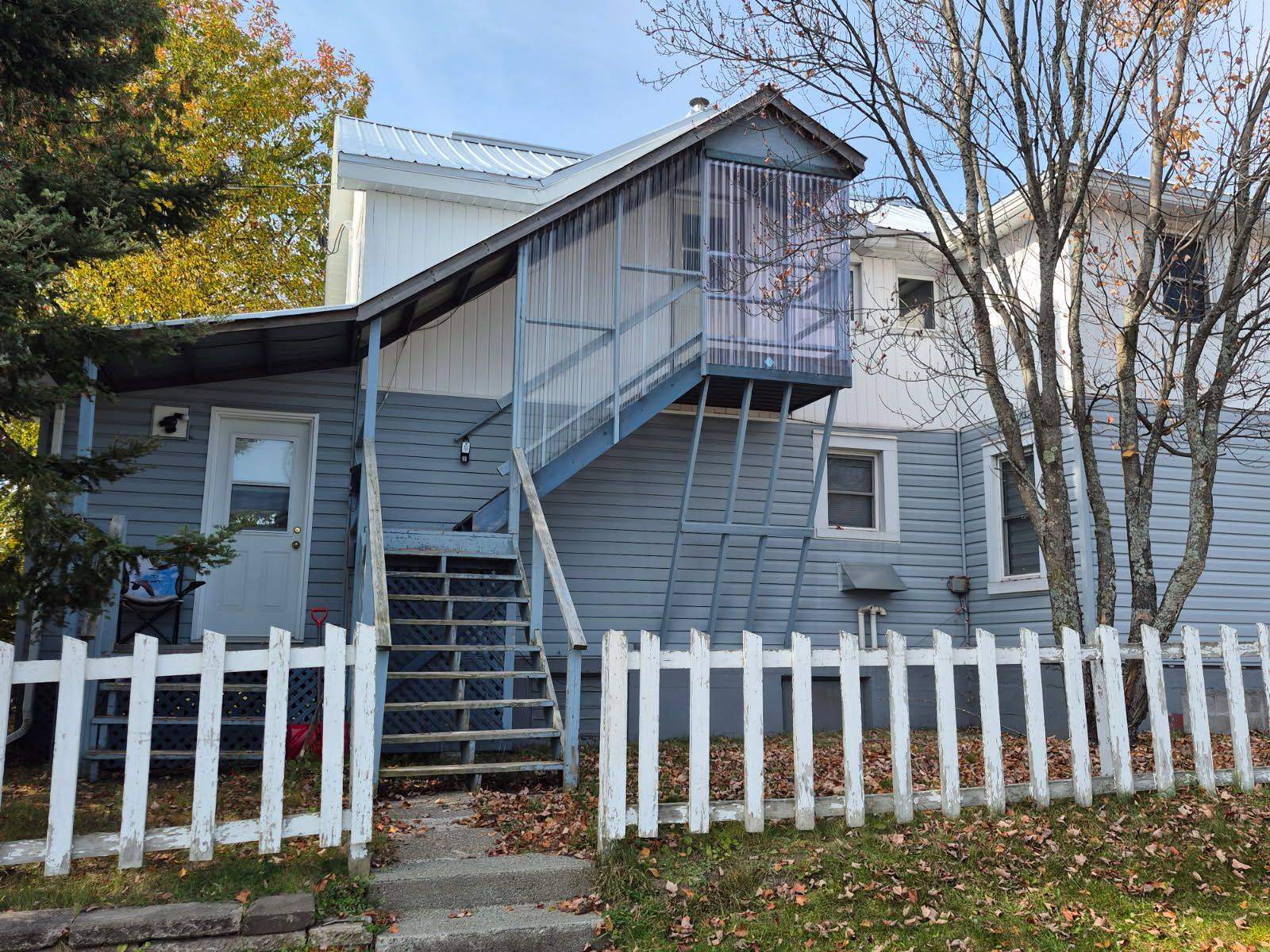 Kirkland Lake, ON P2N 1R5,58 Second ST E