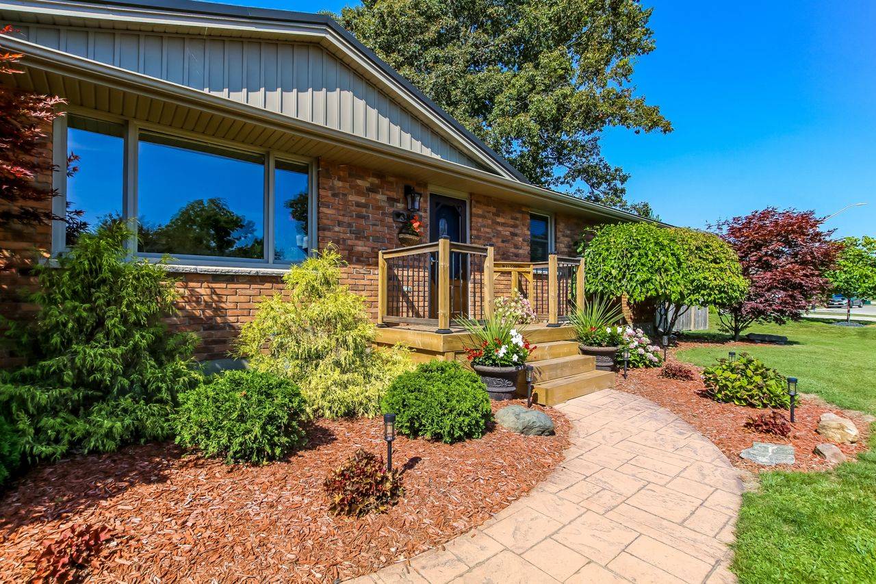 Central Elgin, ON N5L 1H5,388 Larry ST