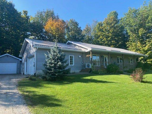 Georgian Bluffs, ON N0H 2T0,462434 Concession 24 Concession