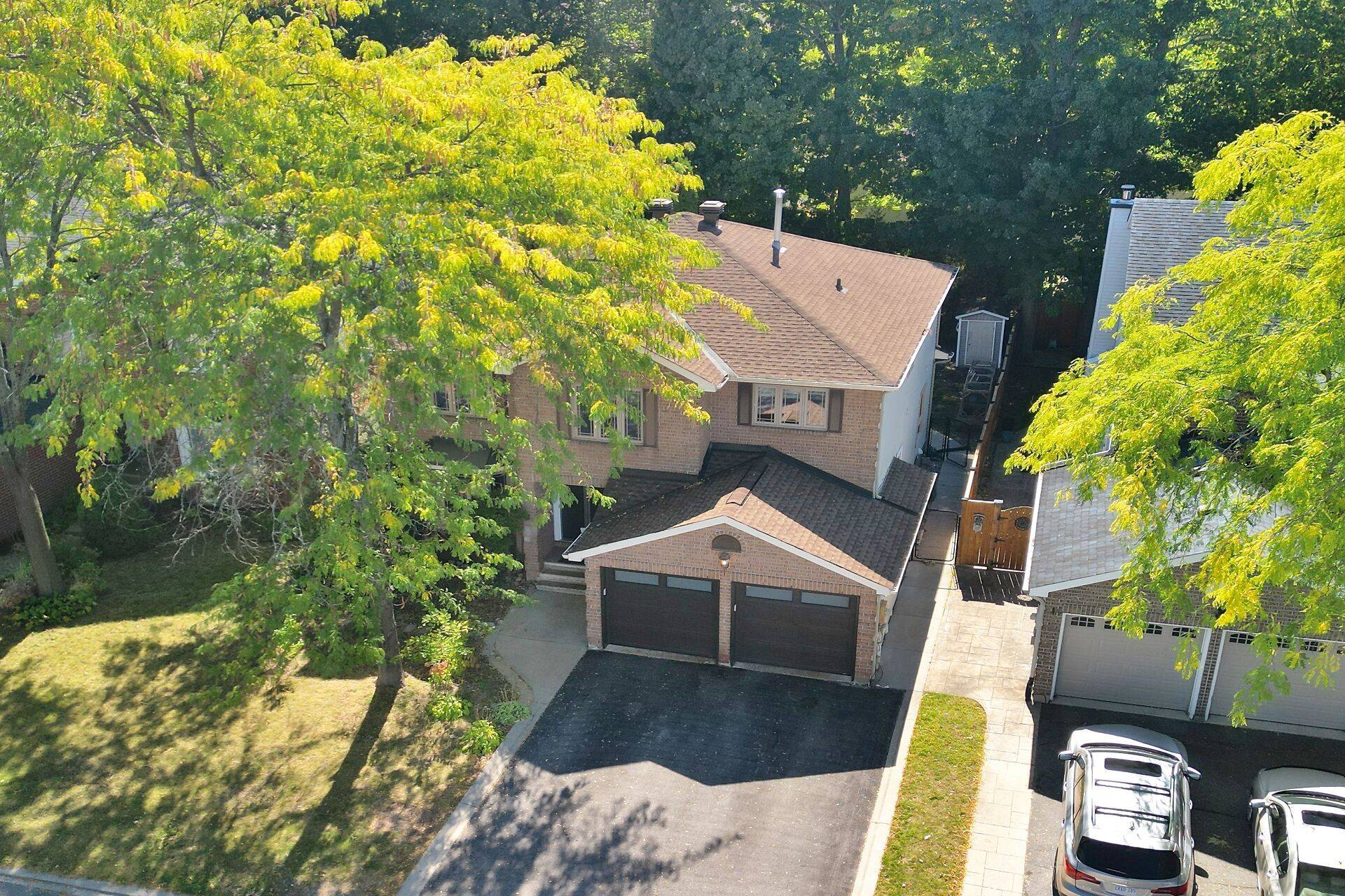 Kanata, ON K2K 2R6,9 Beamish CRES